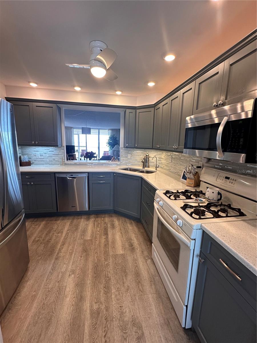 TOWN SHORES OF GULFPORT - Residential