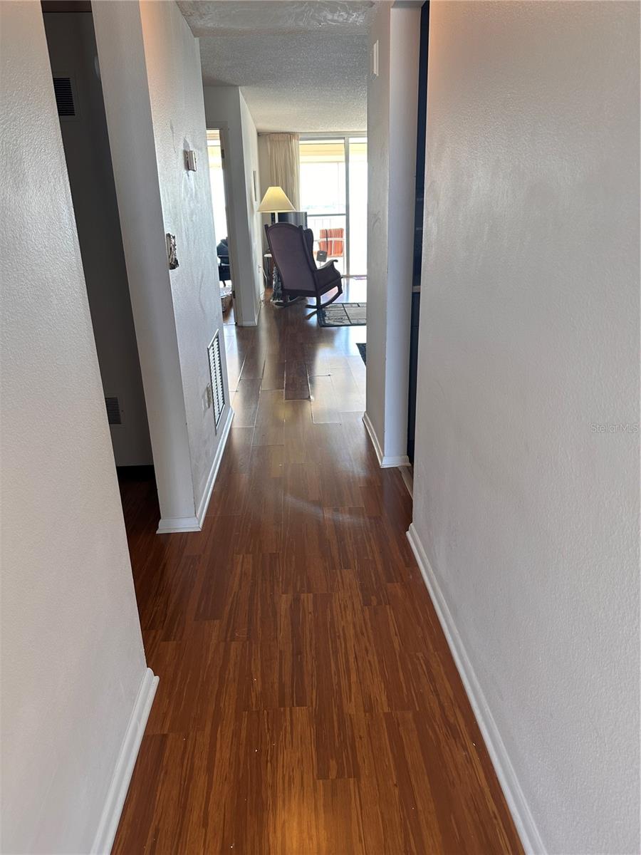 6060 SHORE BOULEVARD S 605
