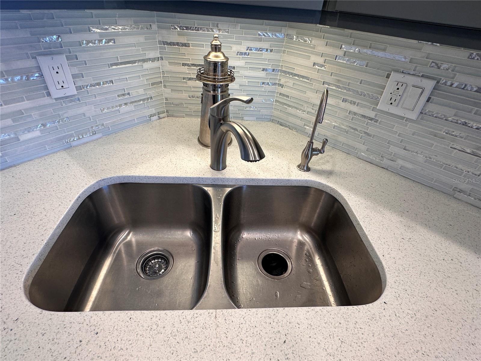 TOWN SHORES OF GULFPORT - Residential