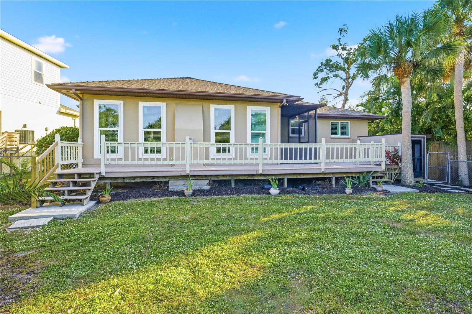 BAY POINT CORR OF - Residential