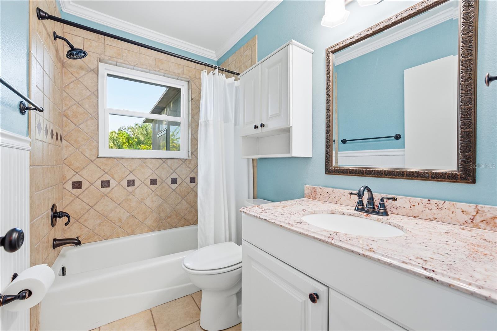 BAY POINT CORR OF - Residential