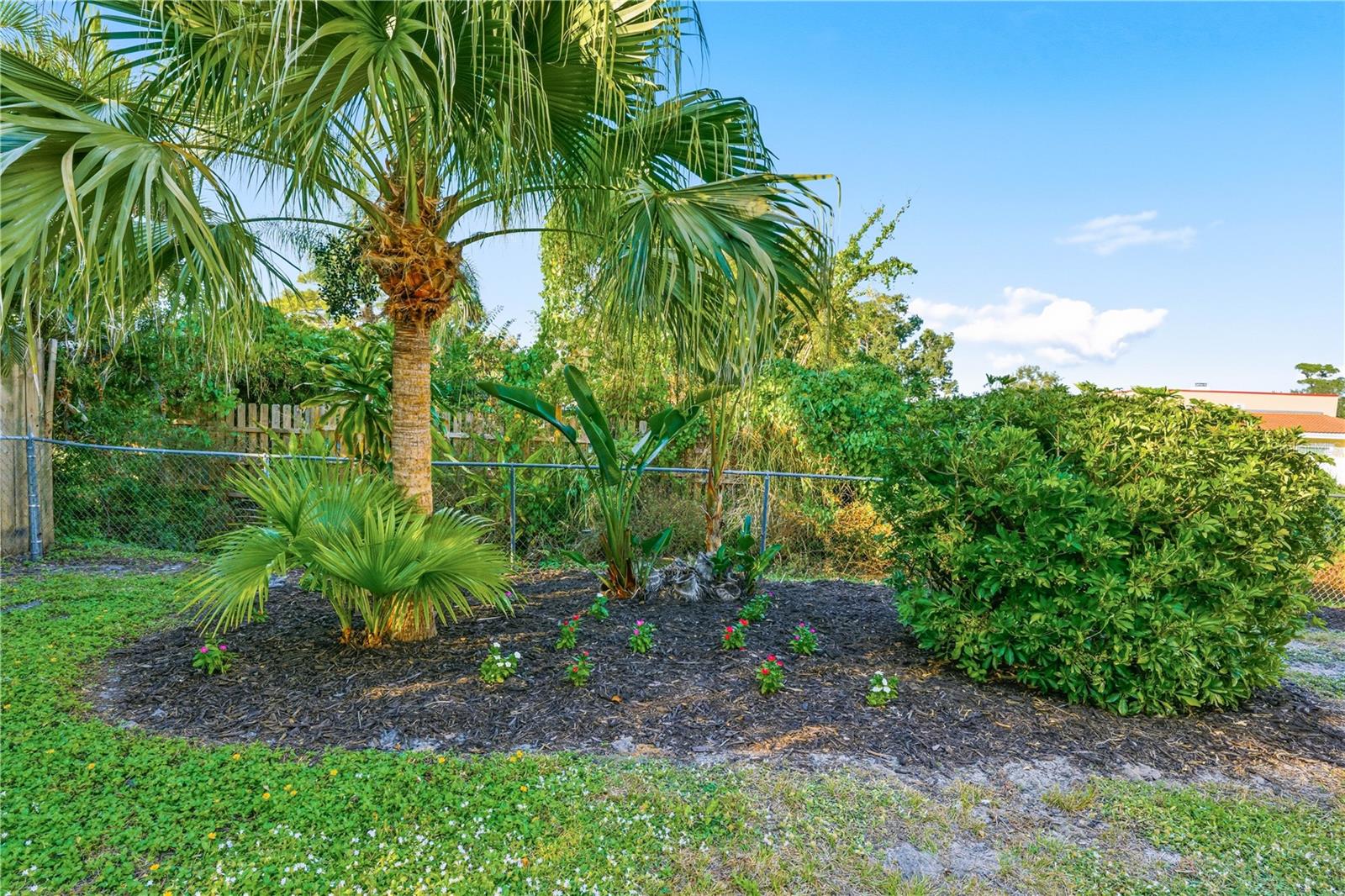 BAY POINT CORR OF - Residential