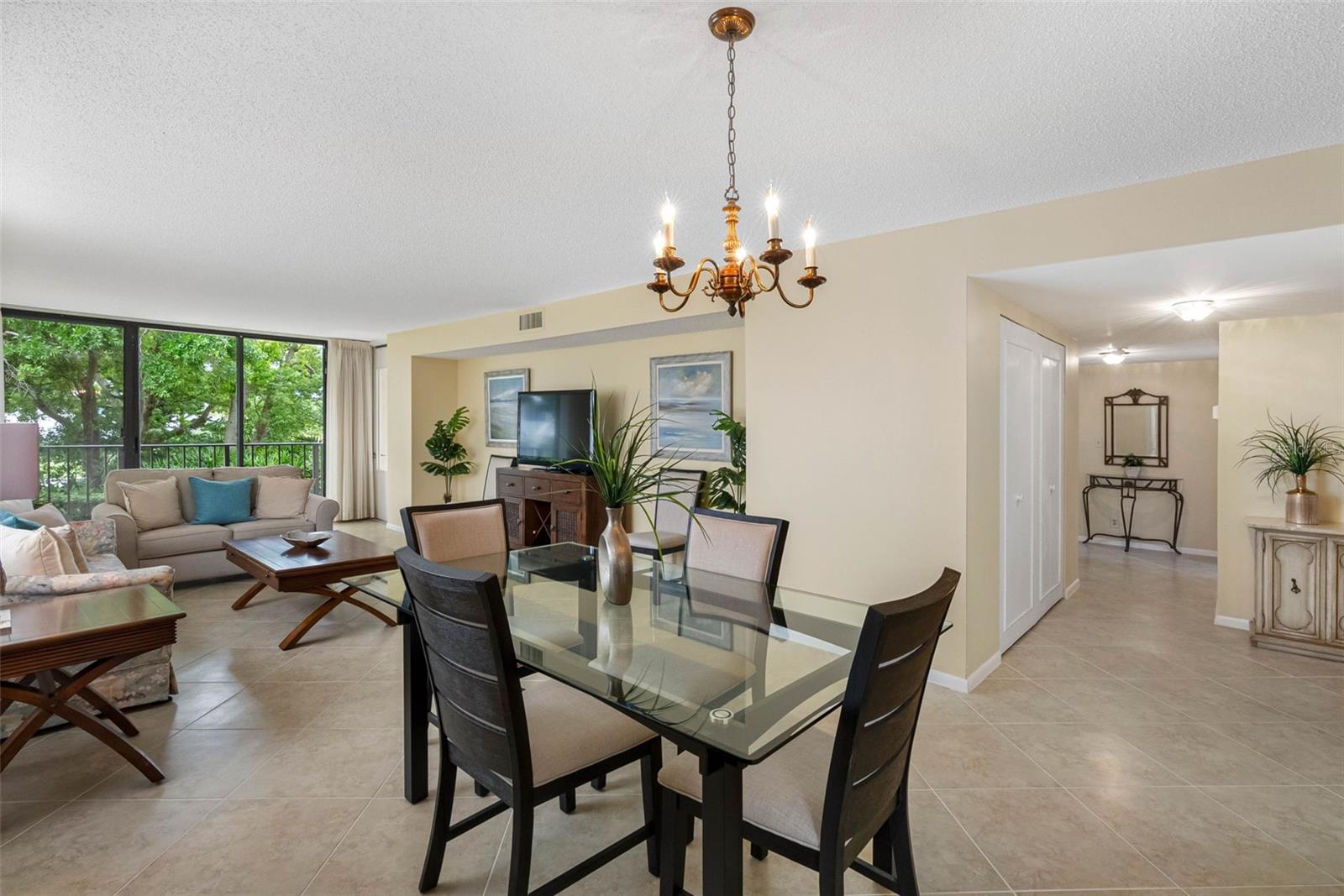 100 OAKMONT LANE 203