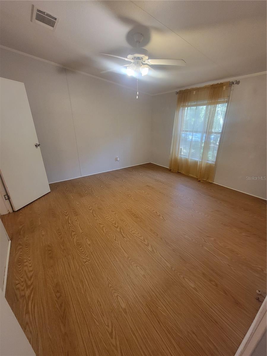 LAKE TROPICANA RANCHETTES - Residential