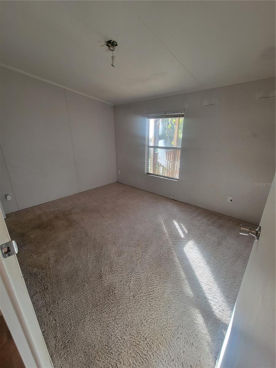 LAKE TROPICANA RANCHETTES - Residential