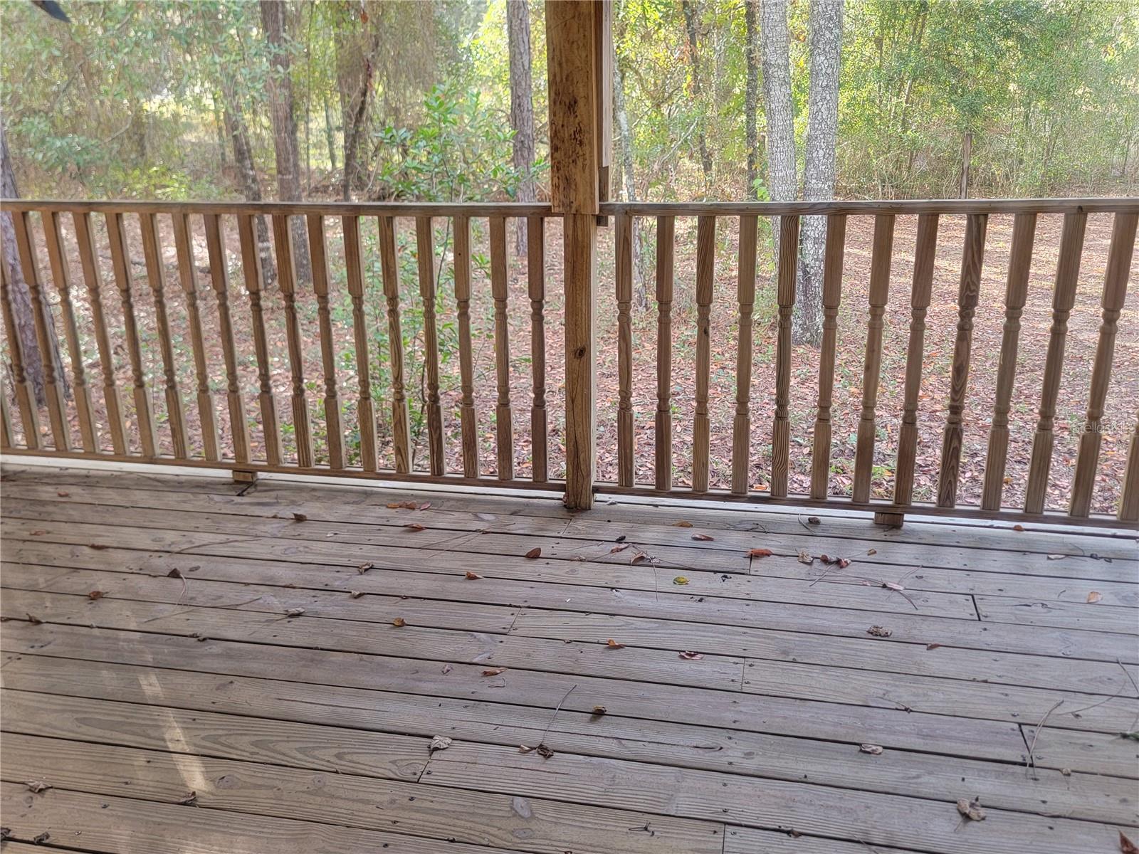 LAKE TROPICANA RANCHETTES - Residential