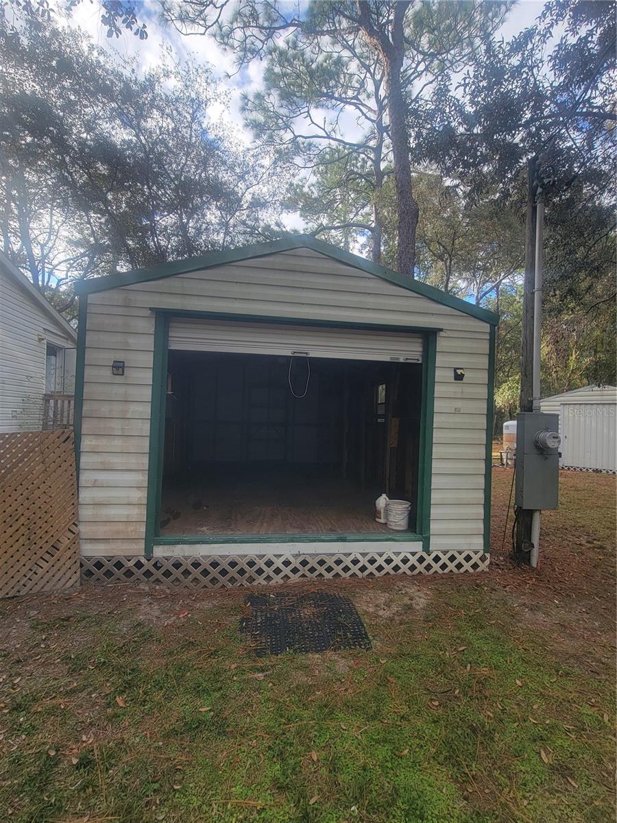 LAKE TROPICANA RANCHETTES - Residential