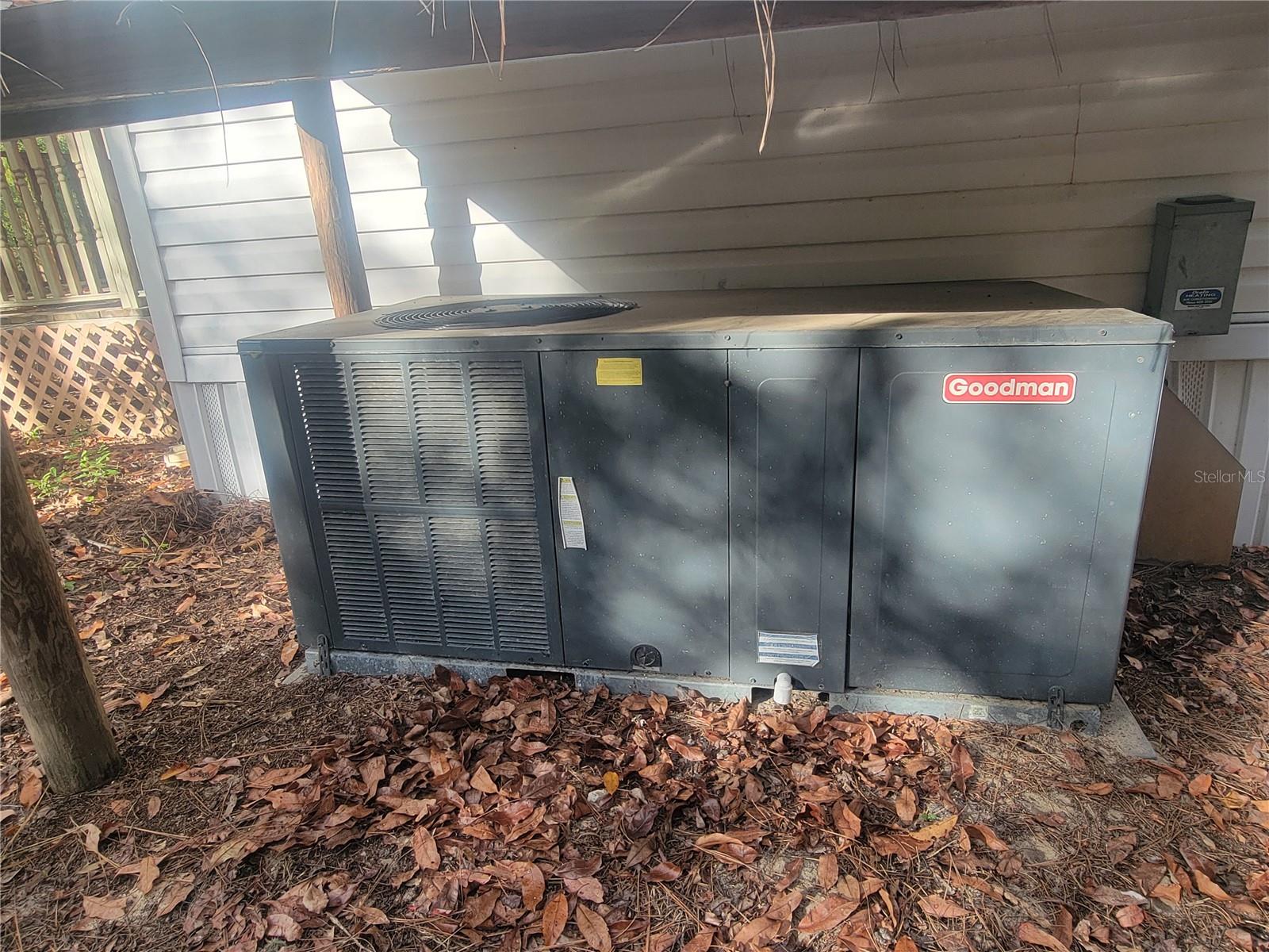 LAKE TROPICANA RANCHETTES - Residential