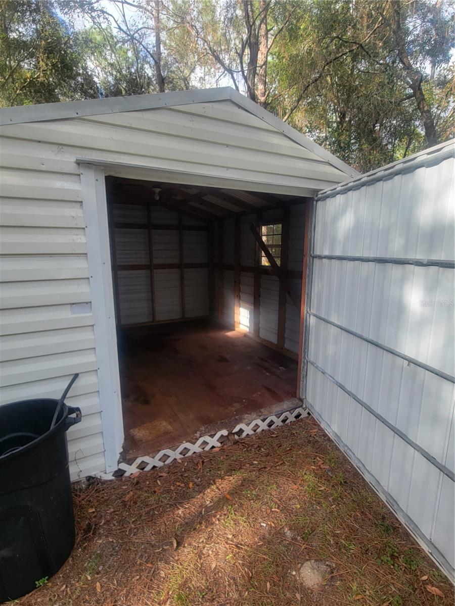 LAKE TROPICANA RANCHETTES - Residential