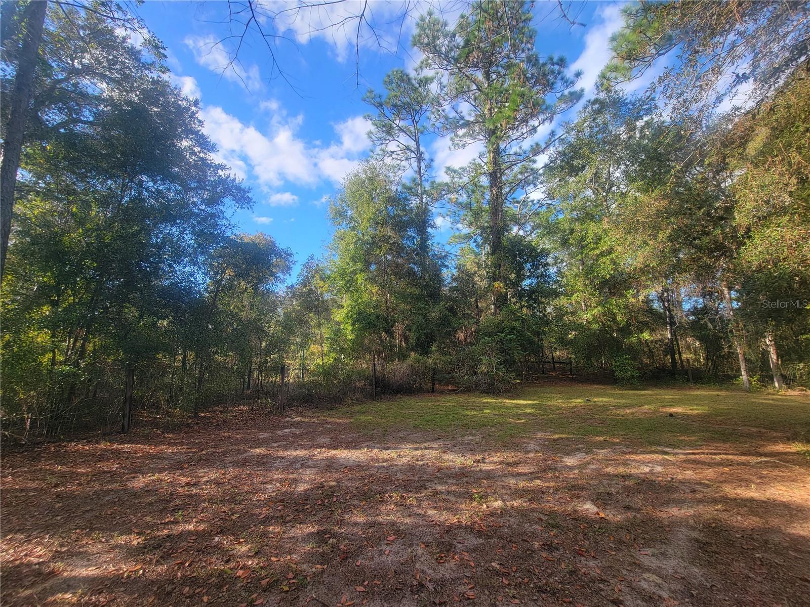 LAKE TROPICANA RANCHETTES - Residential