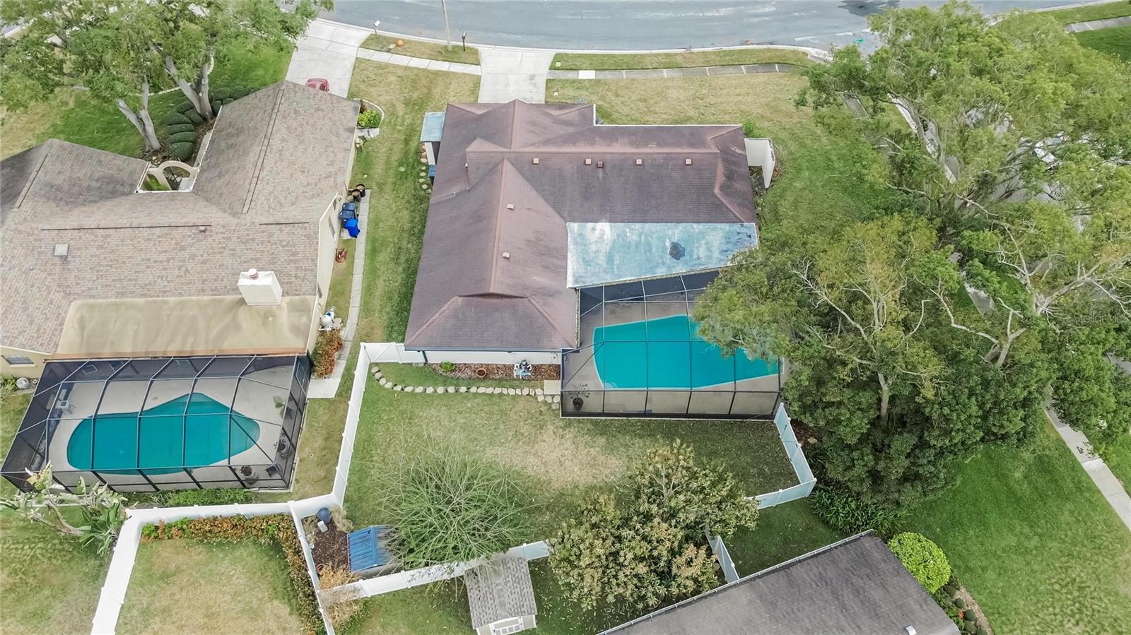 LAKE ELLEN - Residential