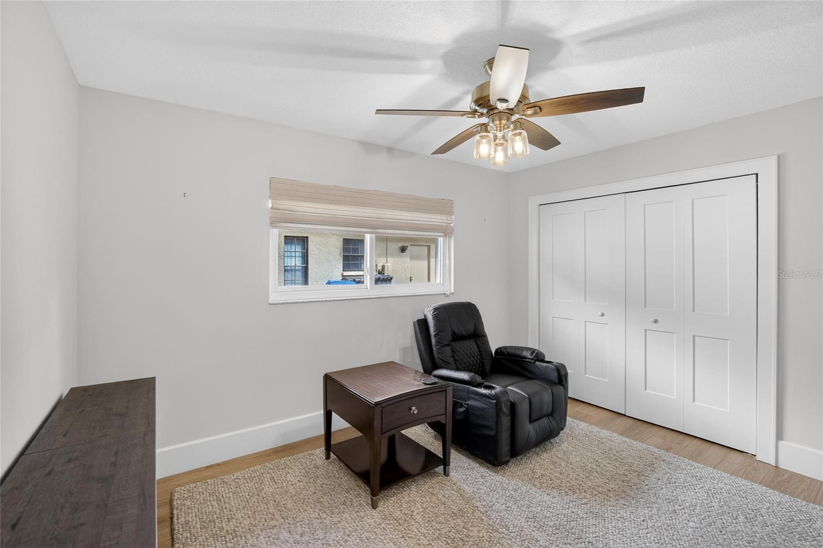 LAKE ELLEN - Residential