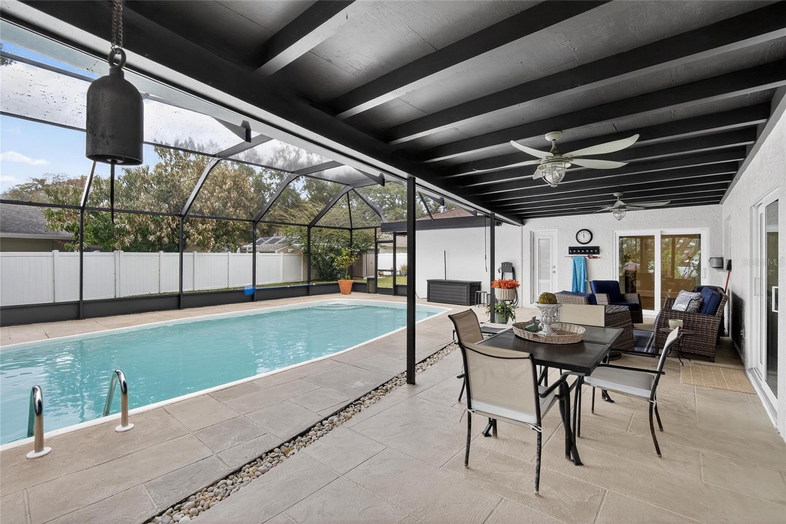 LAKE ELLEN - Residential