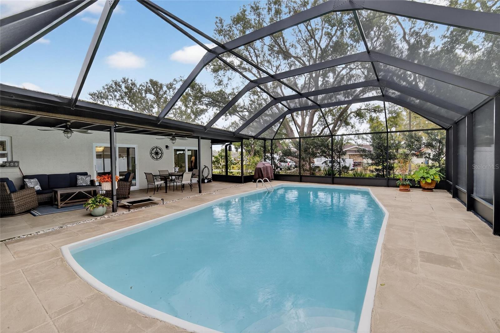 LAKE ELLEN - Residential