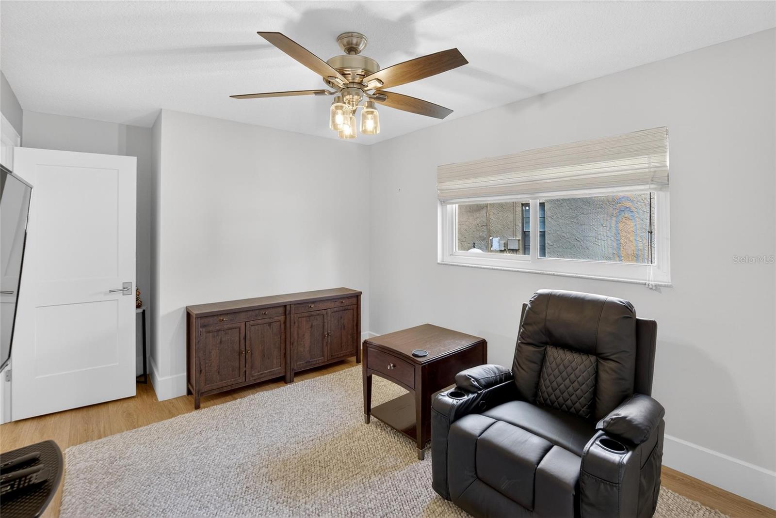 LAKE ELLEN - Residential