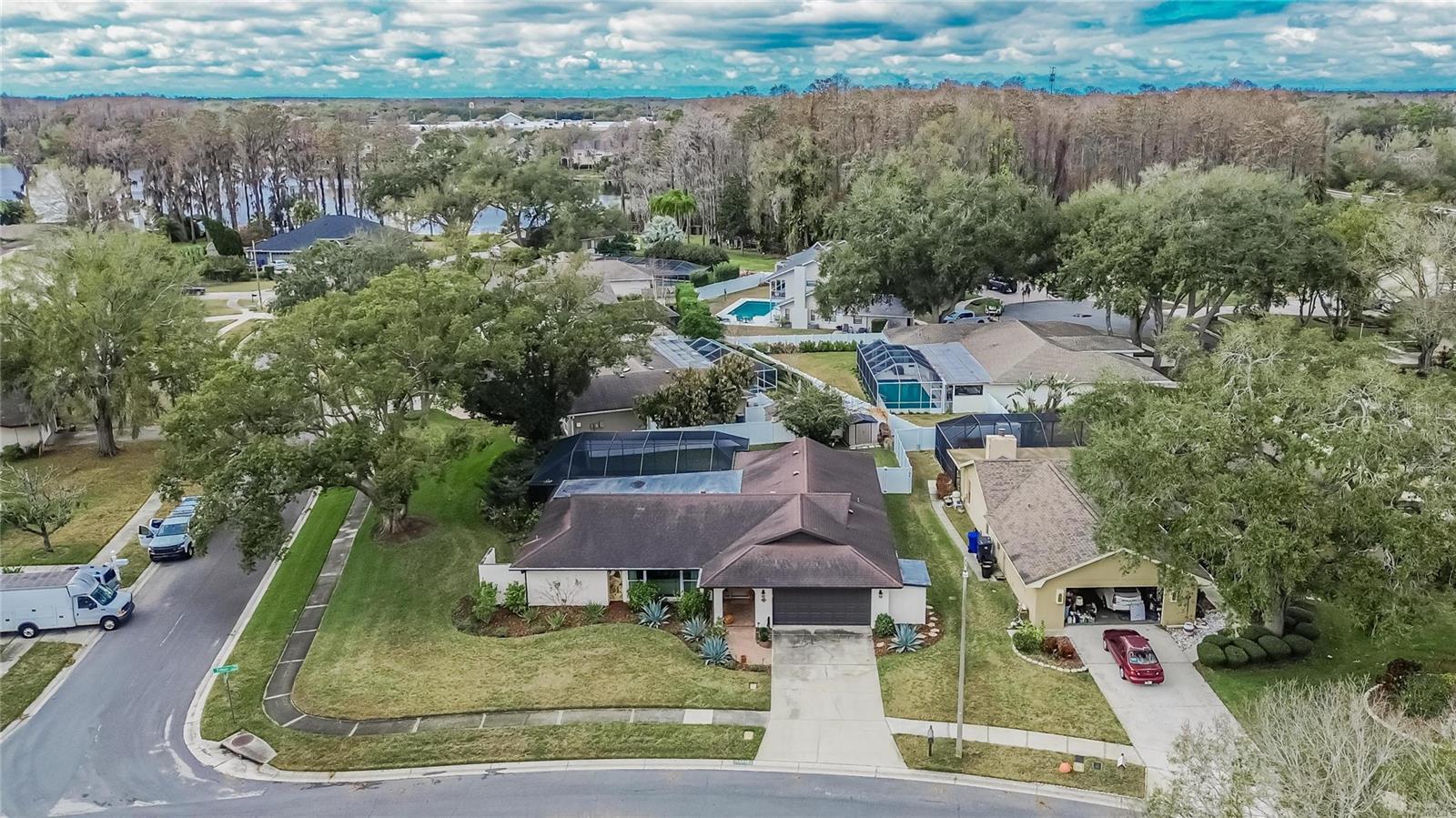 LAKE ELLEN - Residential