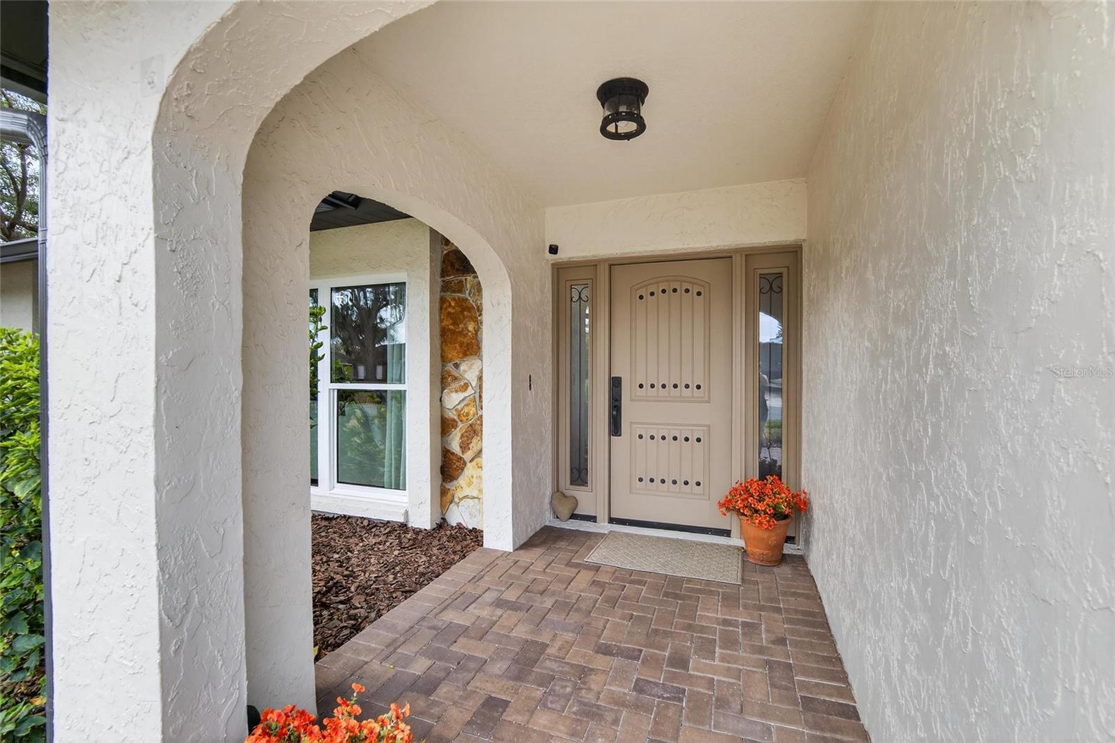 LAKE ELLEN - Residential