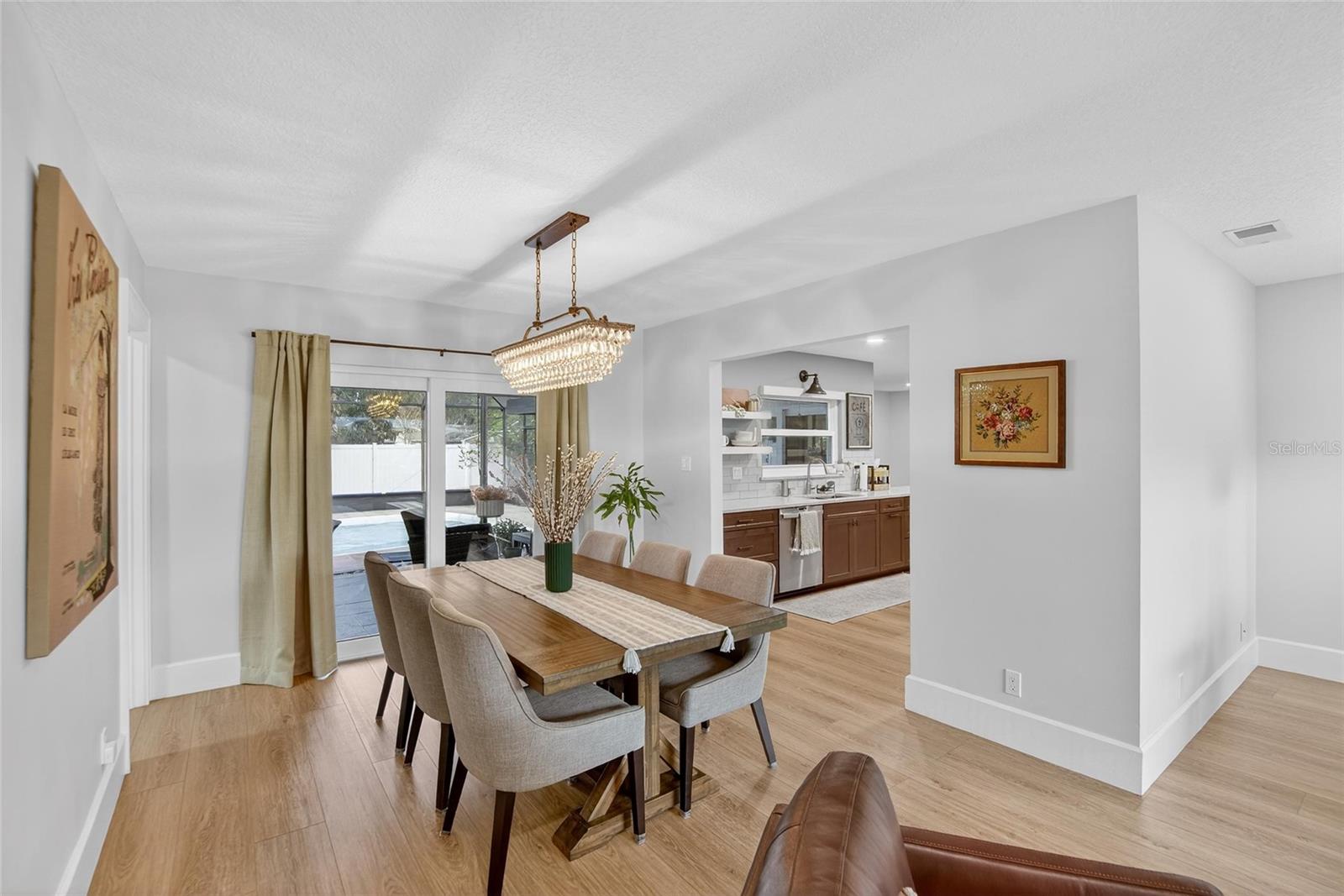 LAKE ELLEN - Residential