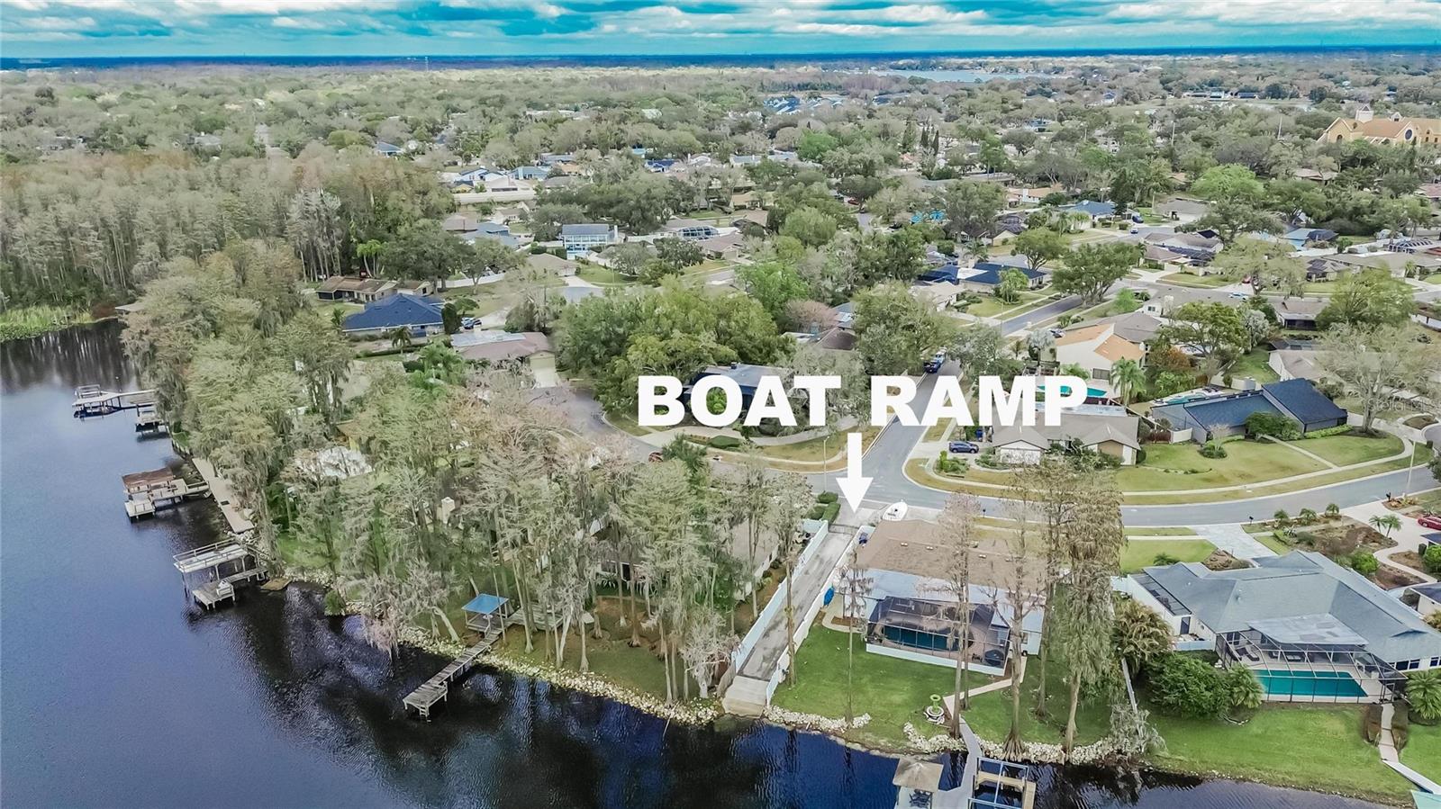 LAKE ELLEN - Residential