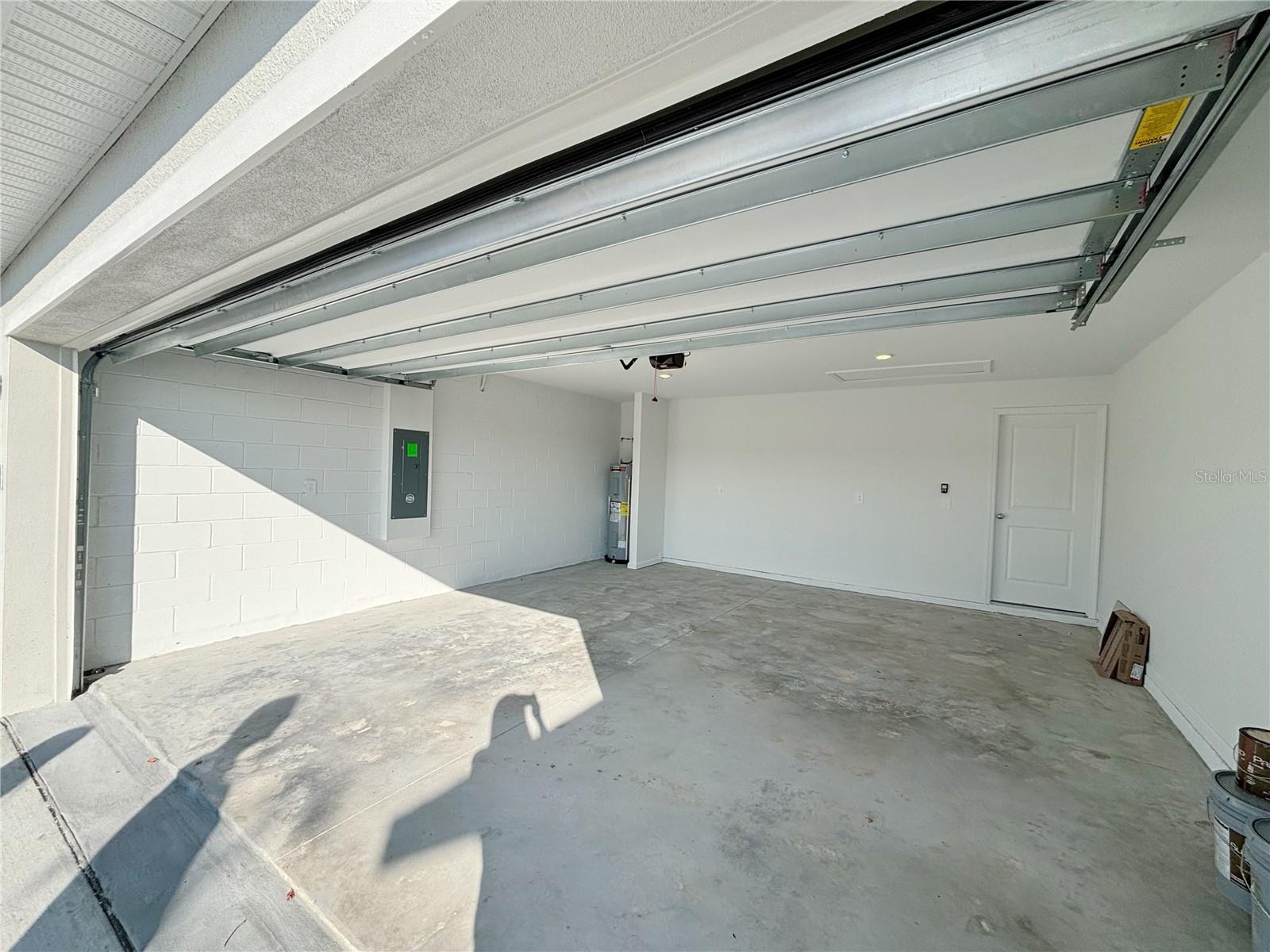 HUNT CLUB/LK WALES PH 1 - Residential Lease