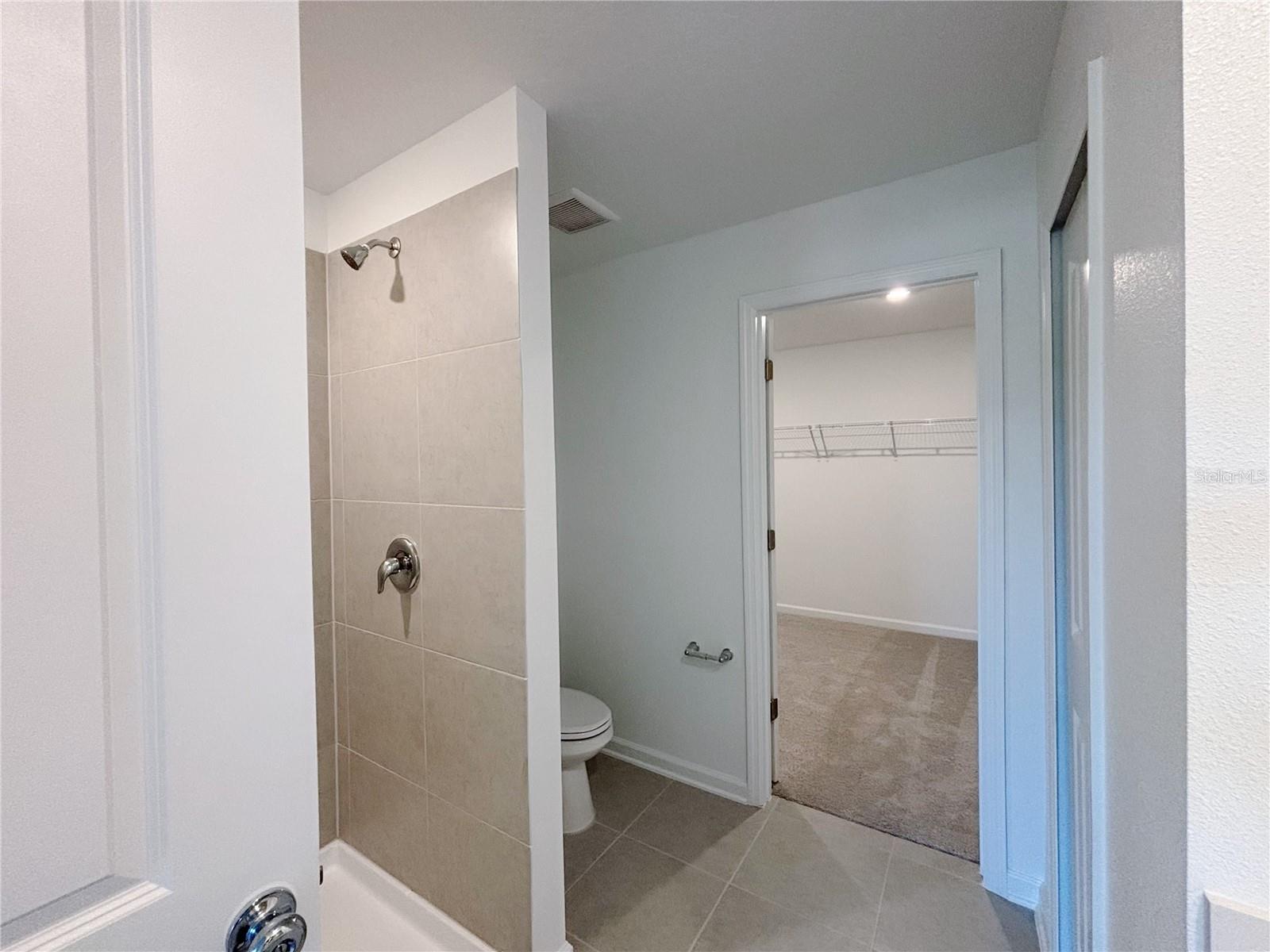 HUNT CLUB/LK WALES PH 1 - Residential Lease