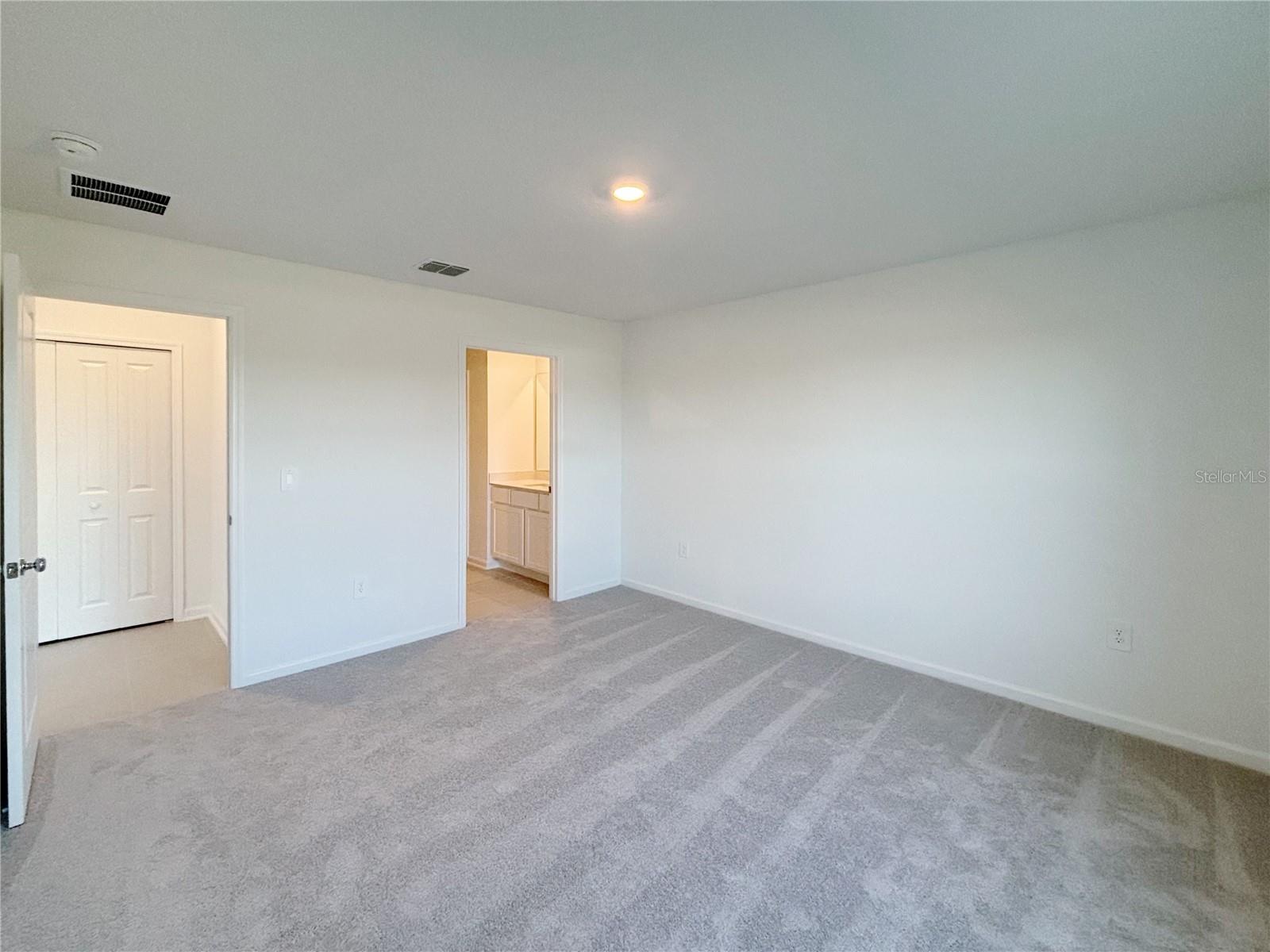 HUNT CLUB/LK WALES PH 1 - Residential Lease