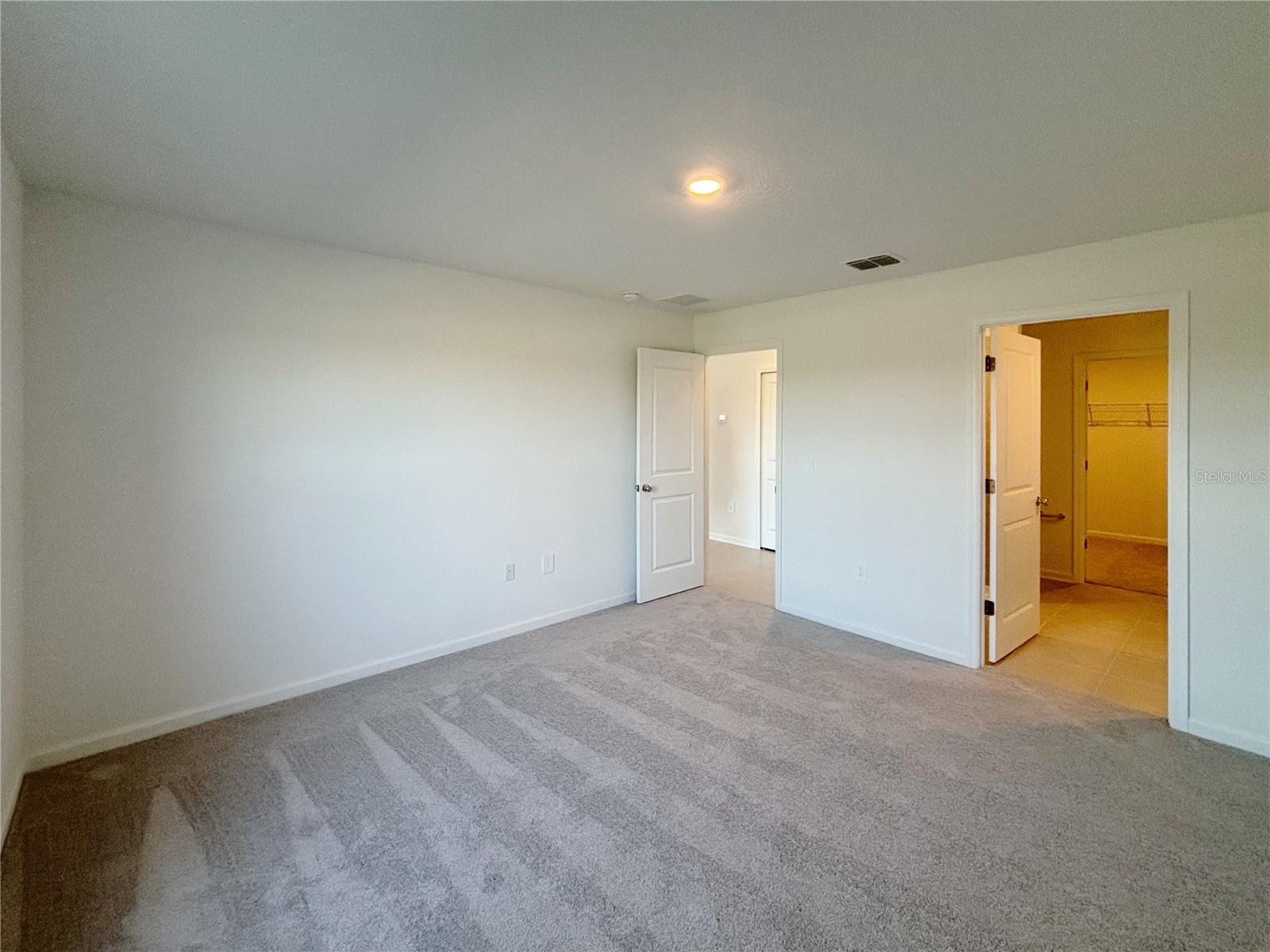 HUNT CLUB/LK WALES PH 1 - Residential Lease