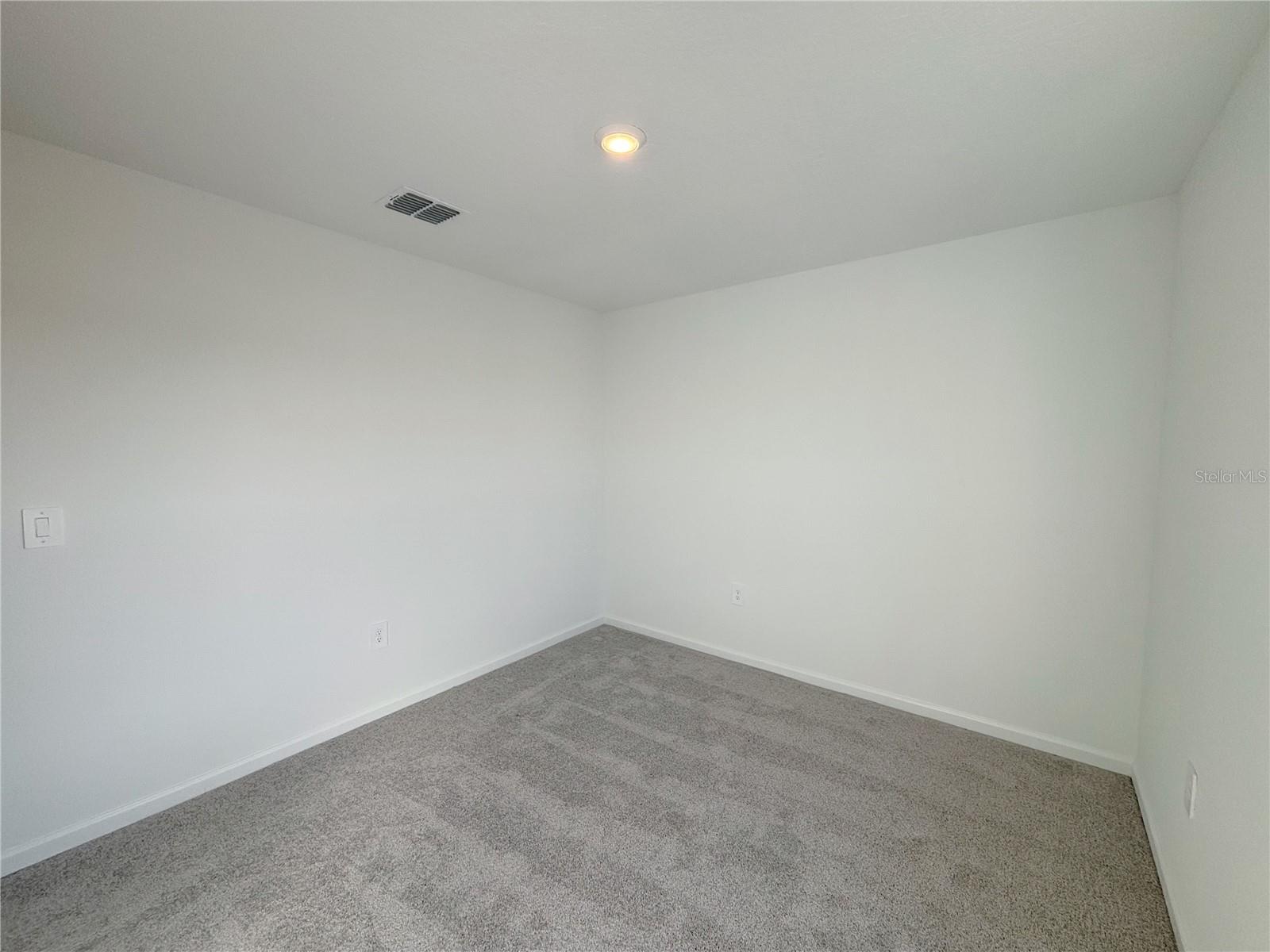 HUNT CLUB/LK WALES PH 1 - Residential Lease