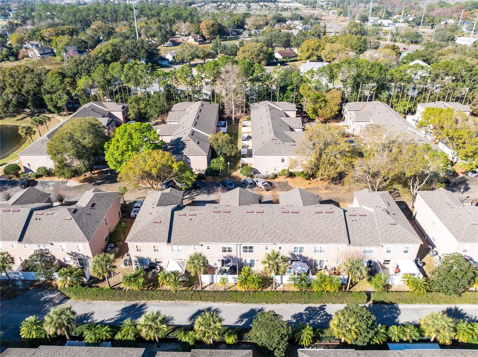 ASHFORD PARK TOWNHOMES - Residential