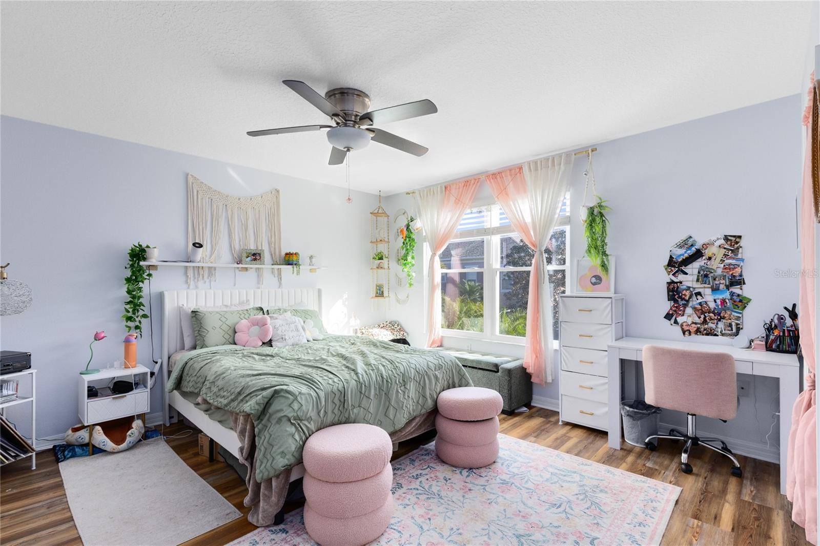 ASHFORD PARK TOWNHOMES - Residential