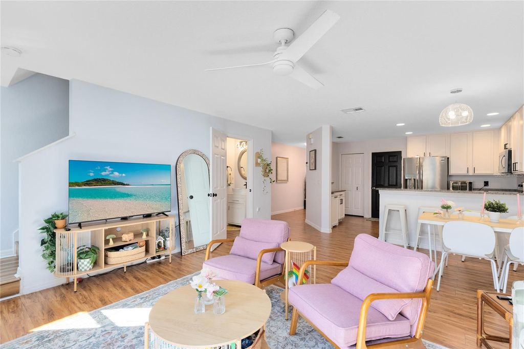 Photo of 3009 Ashford Park Place, Oviedo, FL 32765 (MLS # O6378452)