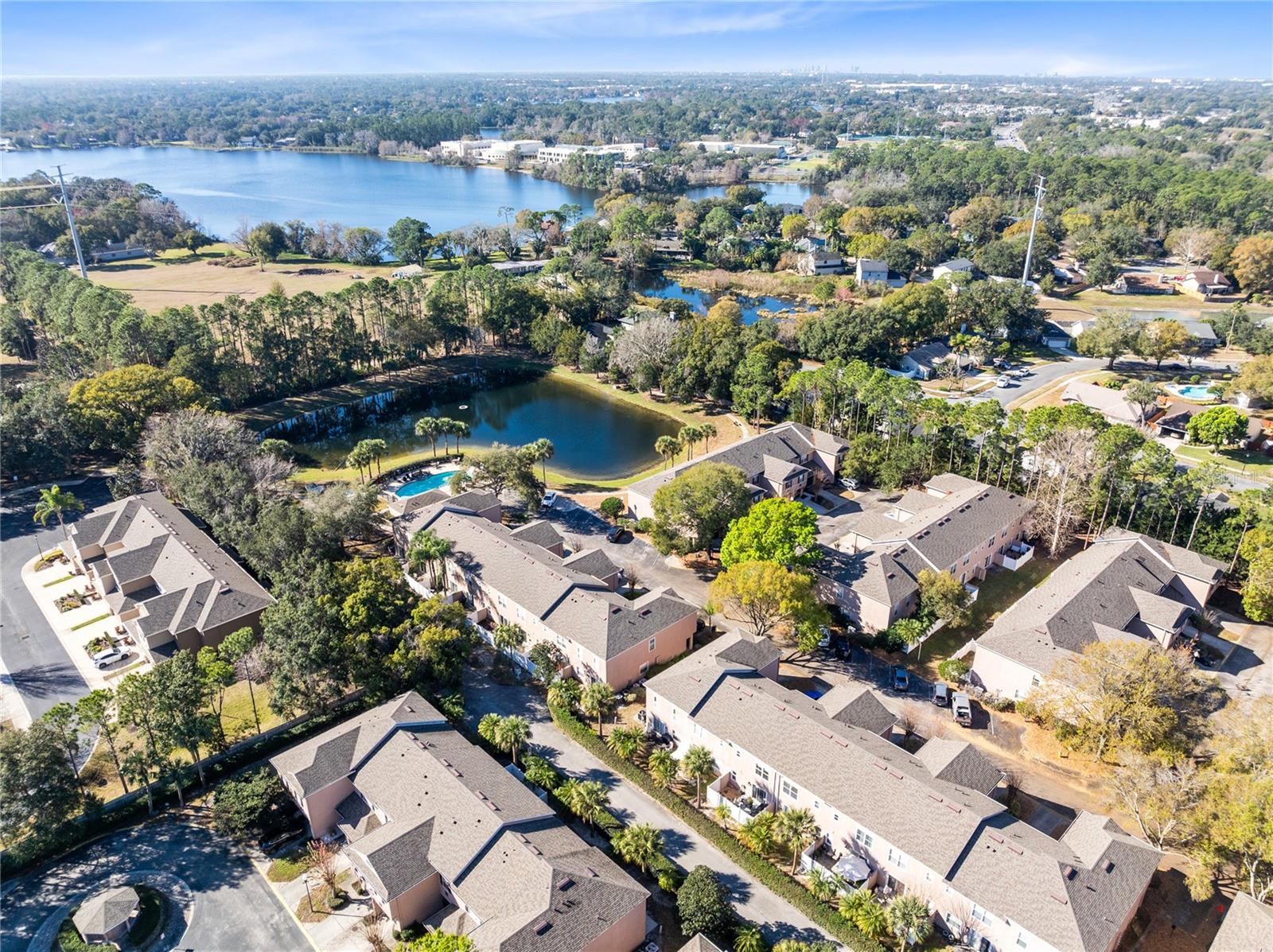 ASHFORD PARK TOWNHOMES - Residential