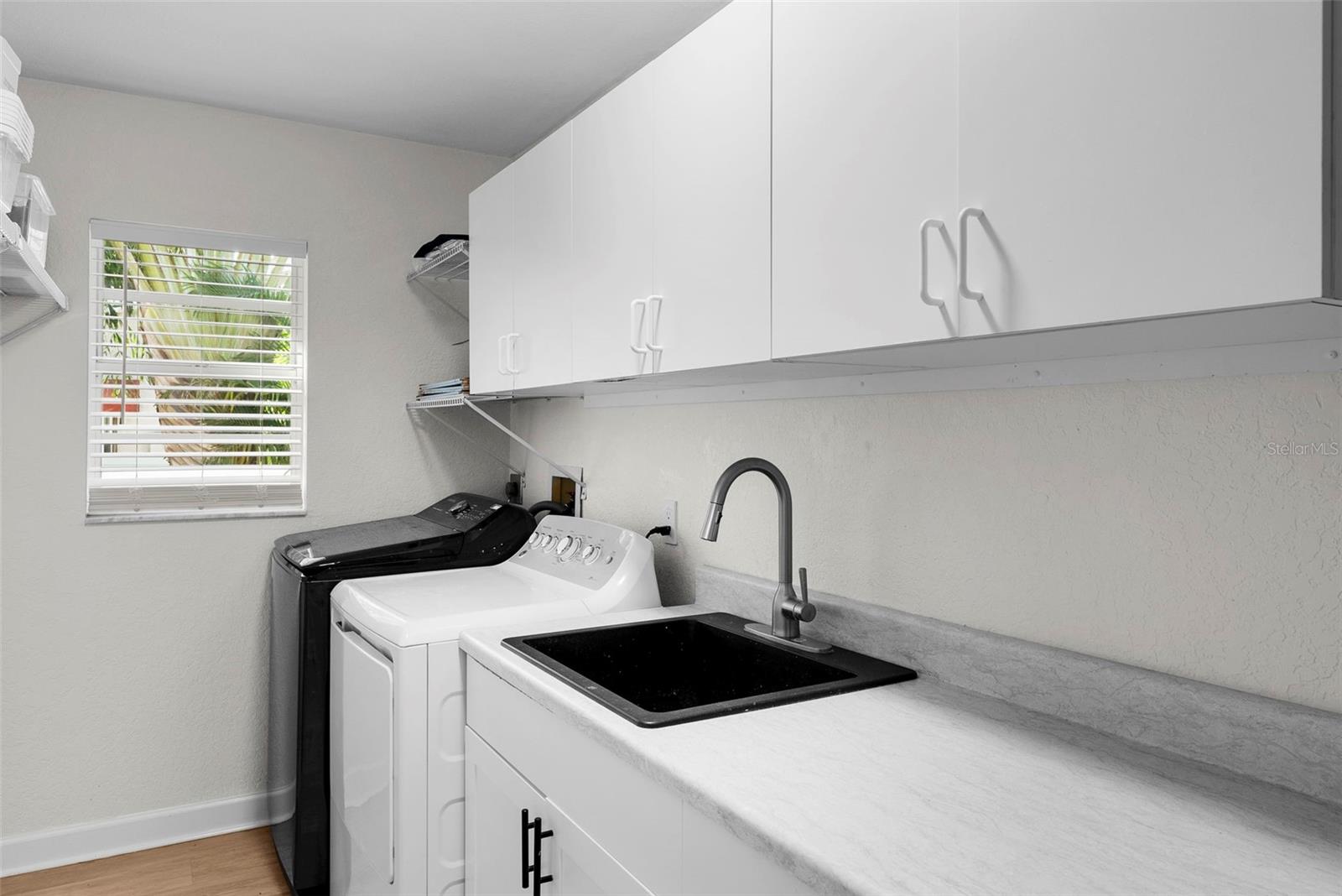 TIERRA VERDE - Residential