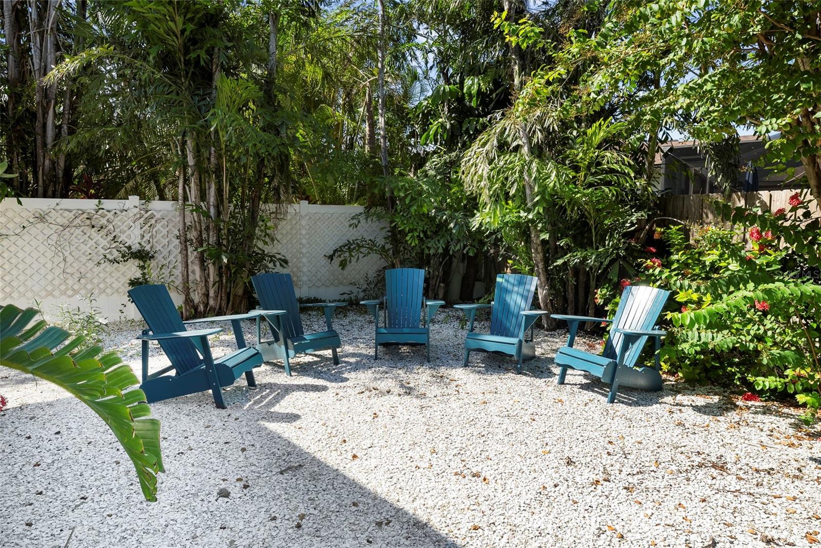 TIERRA VERDE - Residential
