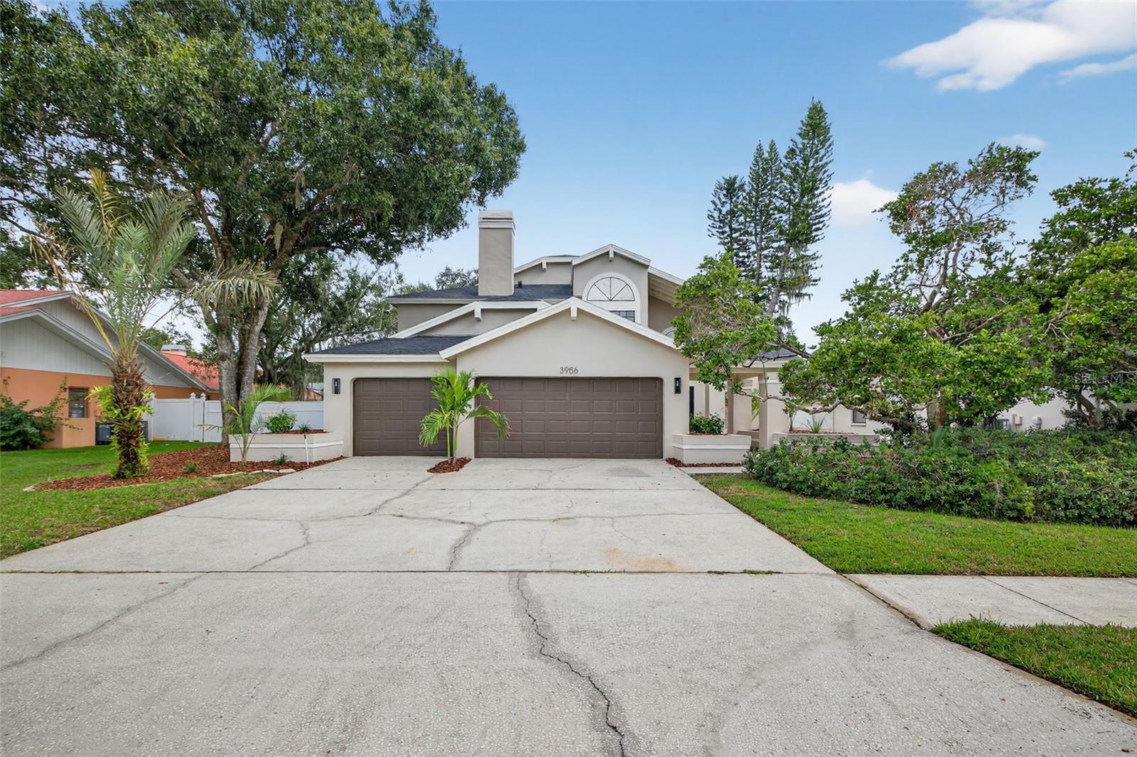 BRIARWICK - Residential