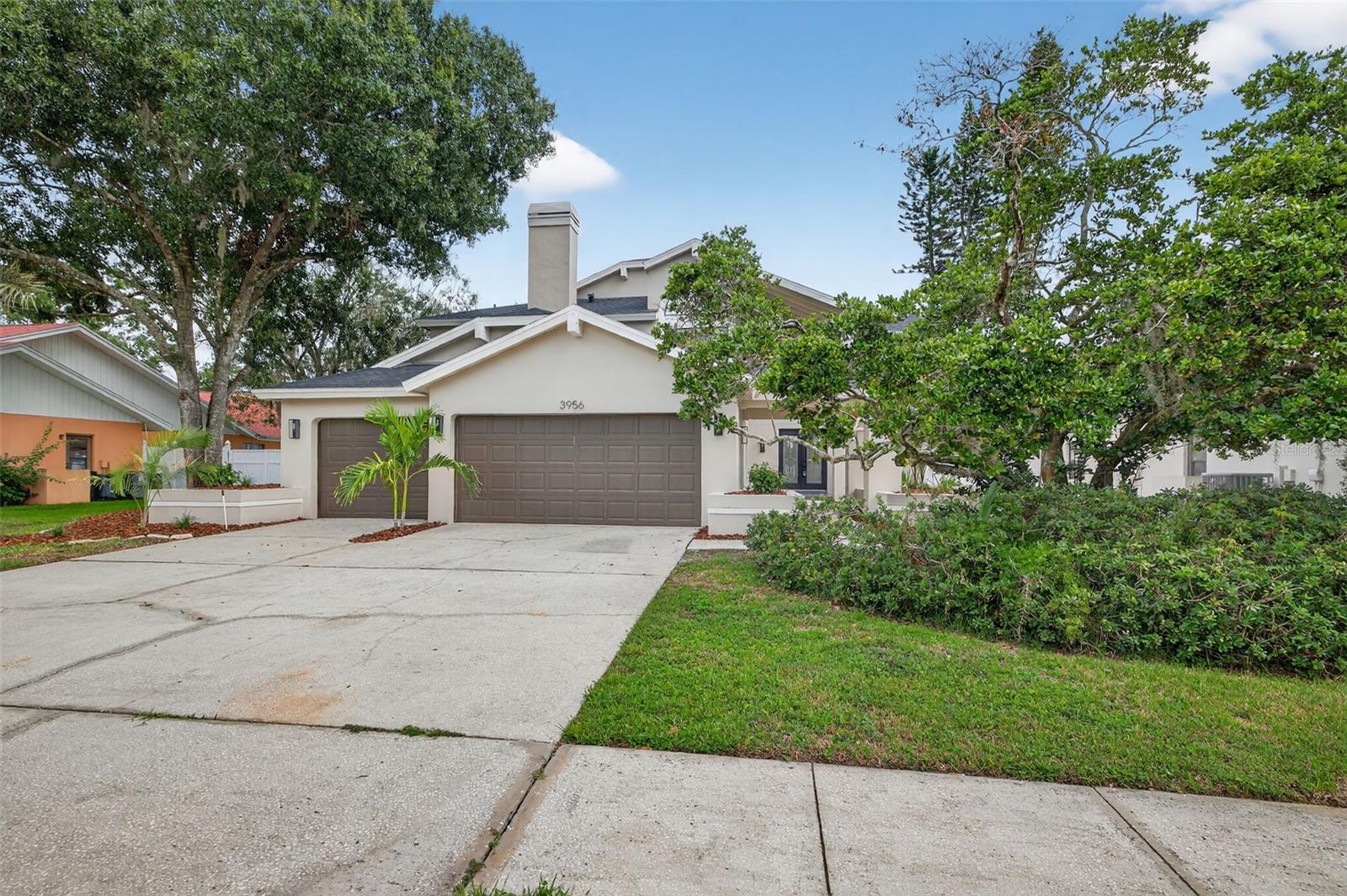 BRIARWICK - Residential