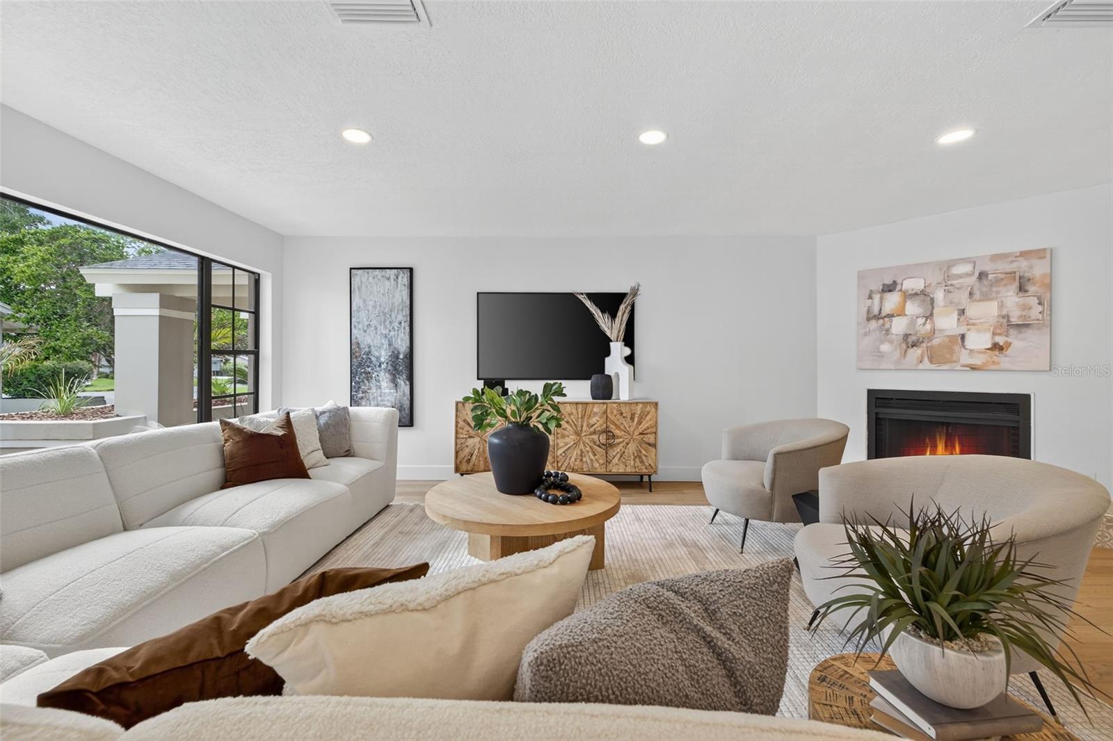 BRIARWICK - Residential