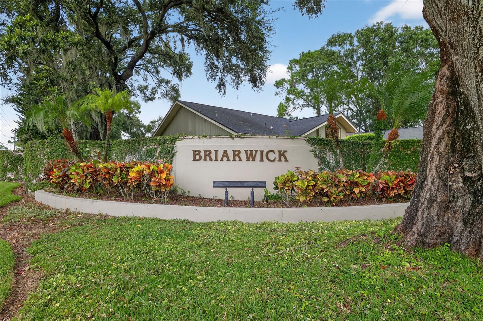 BRIARWICK - Residential
