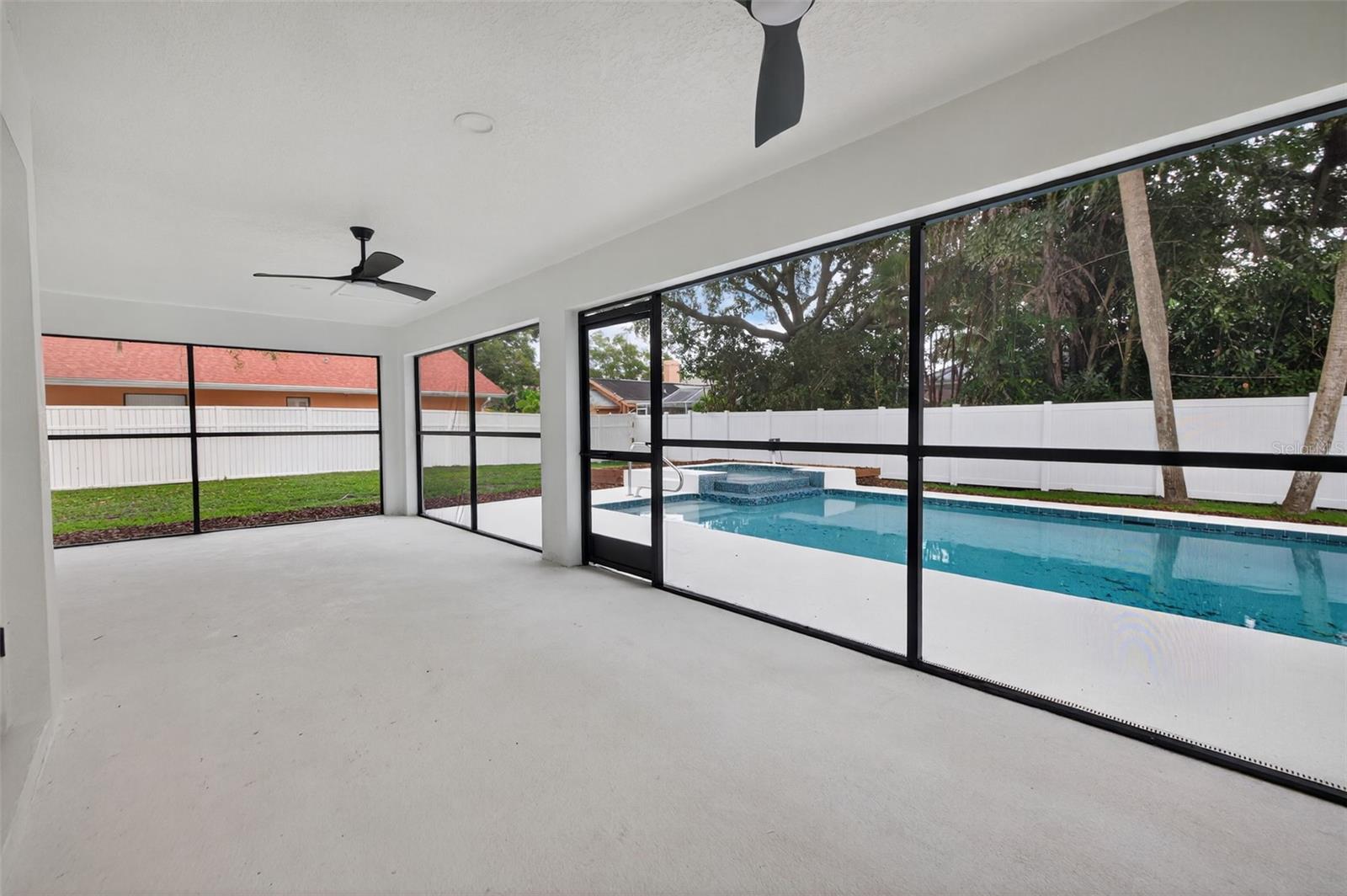 BRIARWICK - Residential