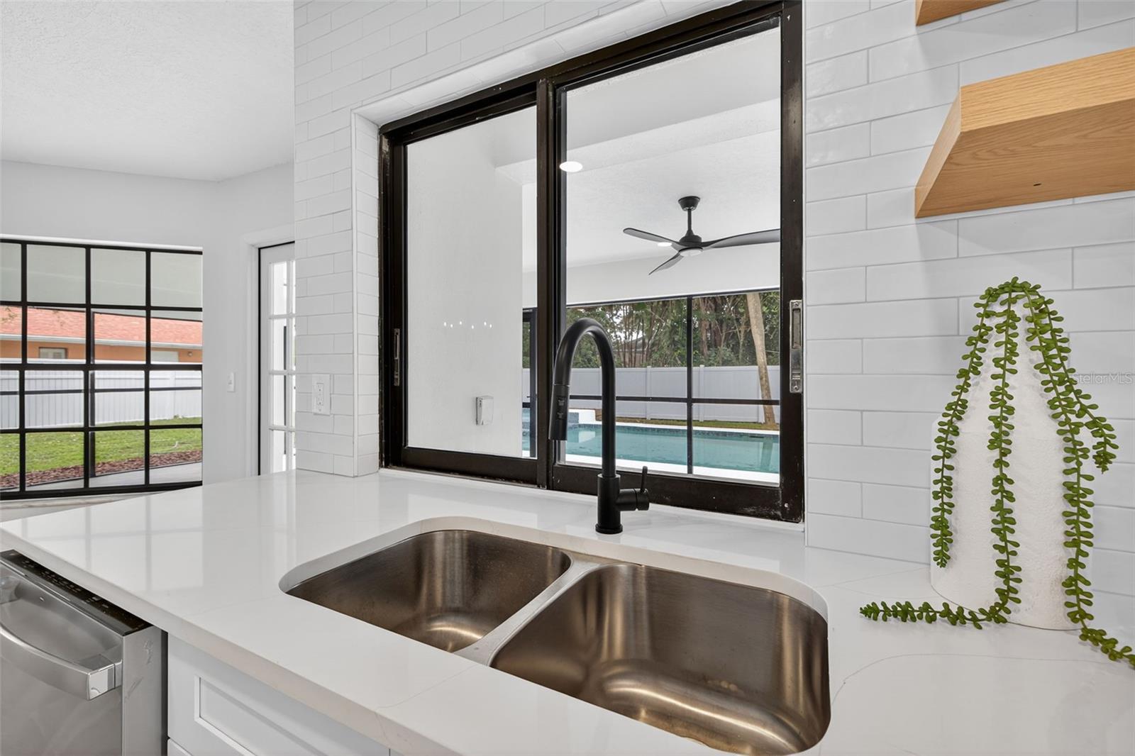 BRIARWICK - Residential