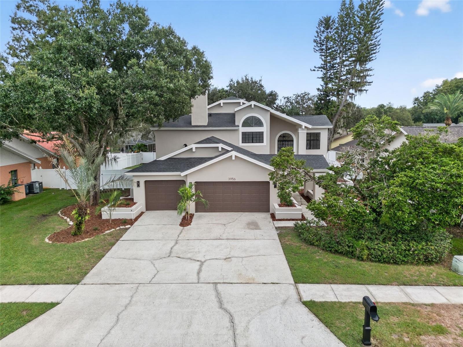 BRIARWICK - Residential