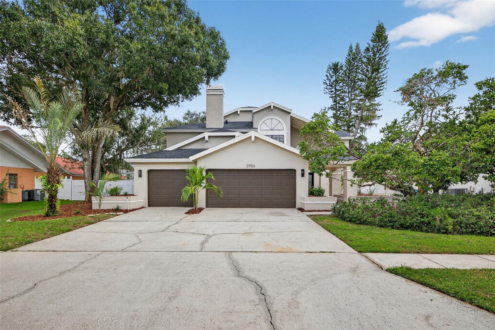 BRIARWICK - Residential