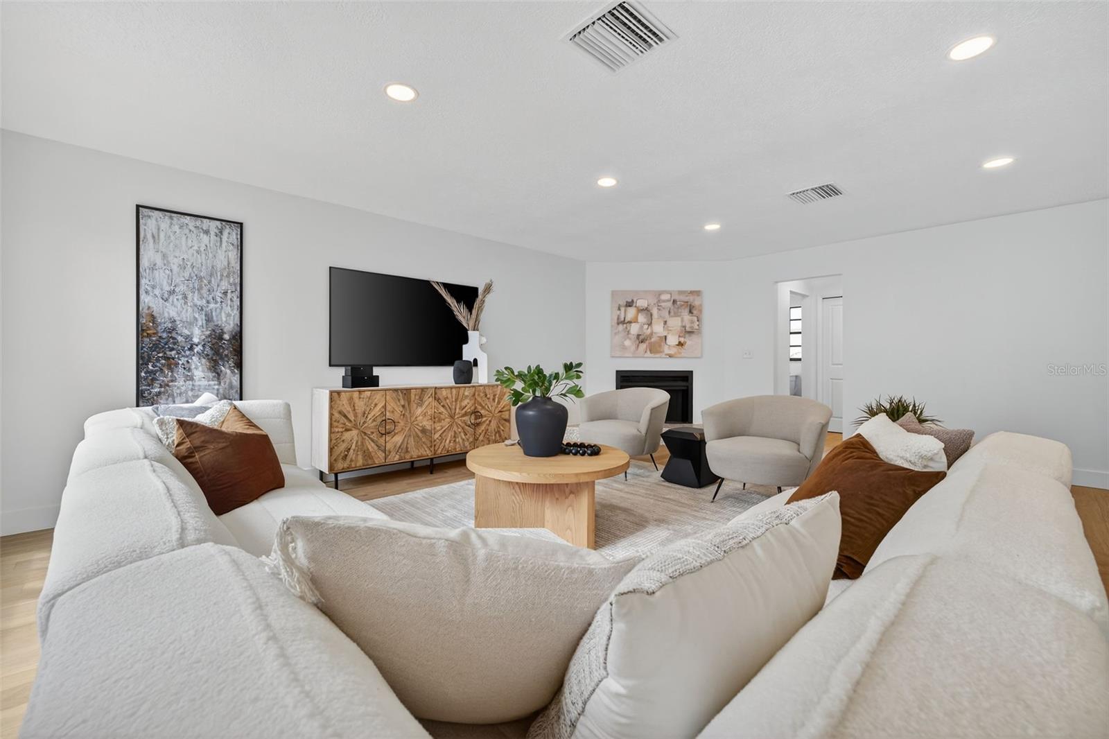 BRIARWICK - Residential