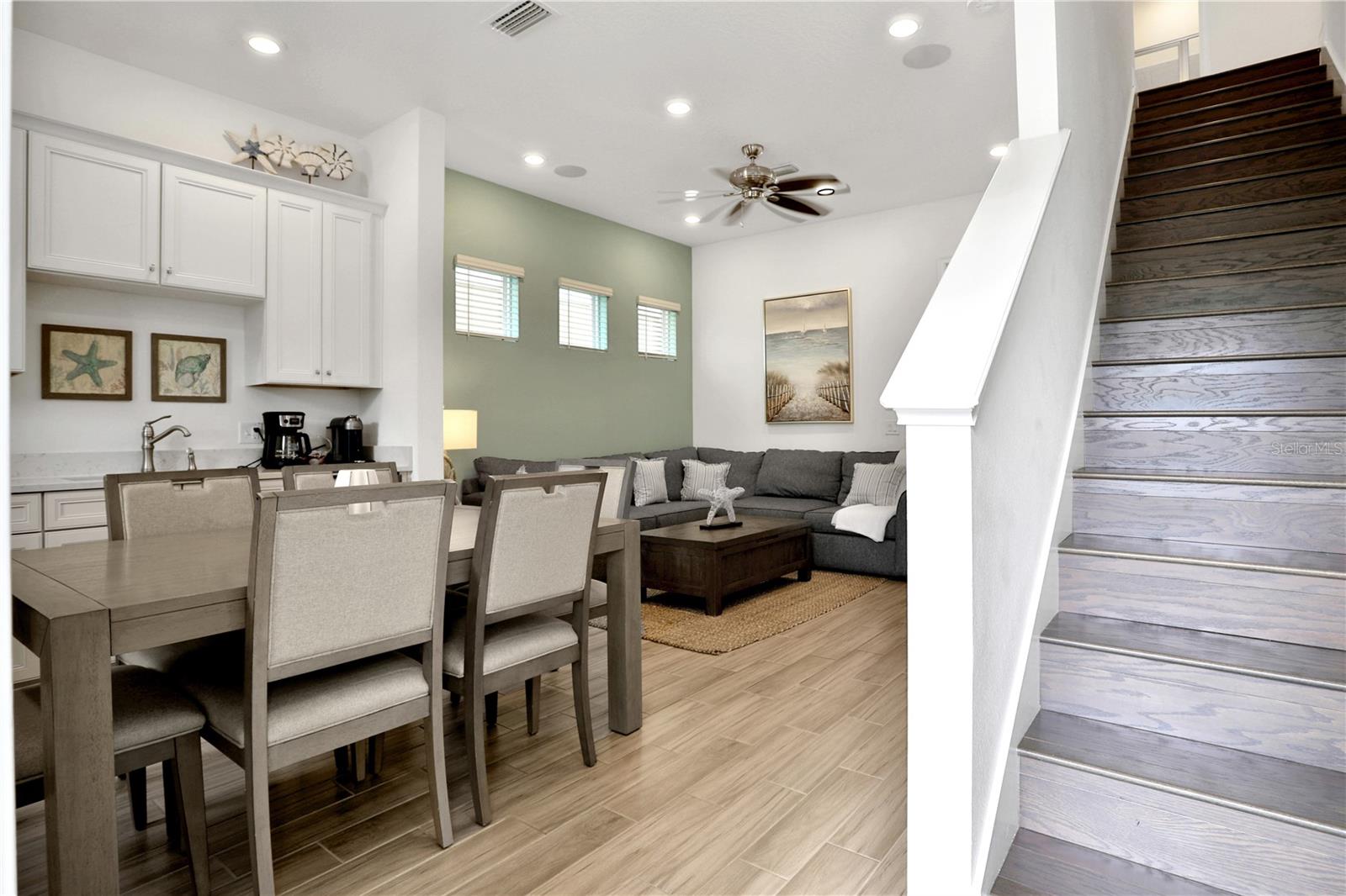 ROLLING OAKS PH 6 - Residential Lease