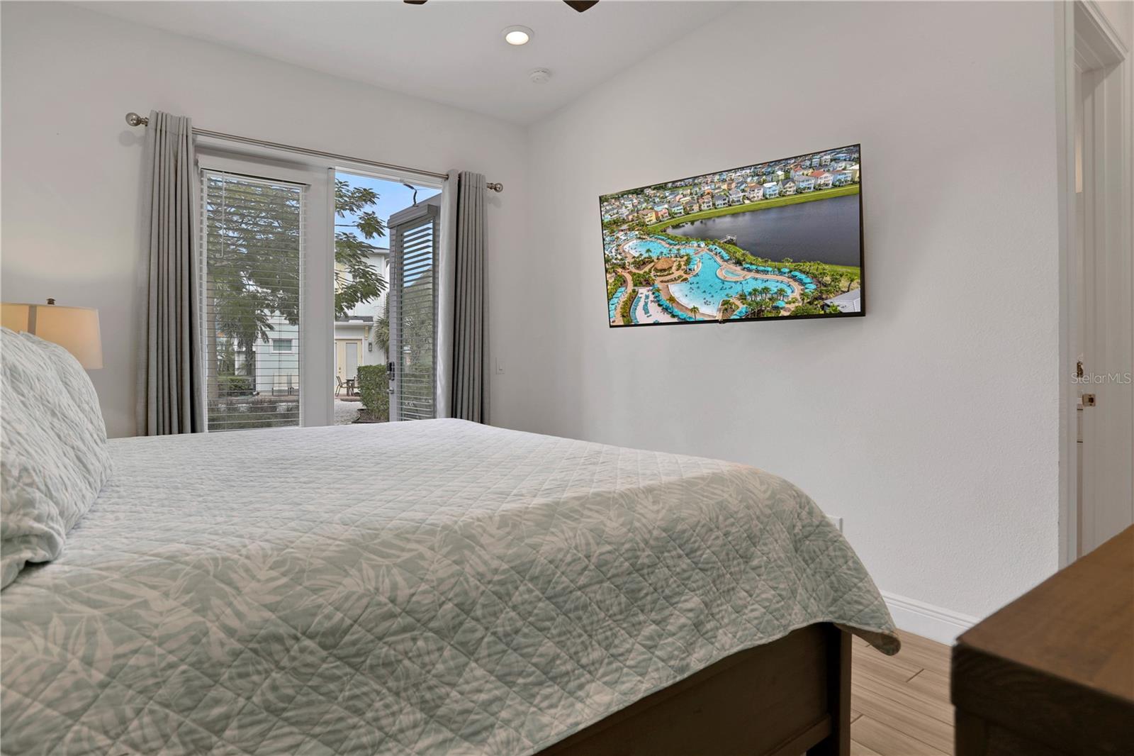 ROLLING OAKS PH 6 - Residential Lease