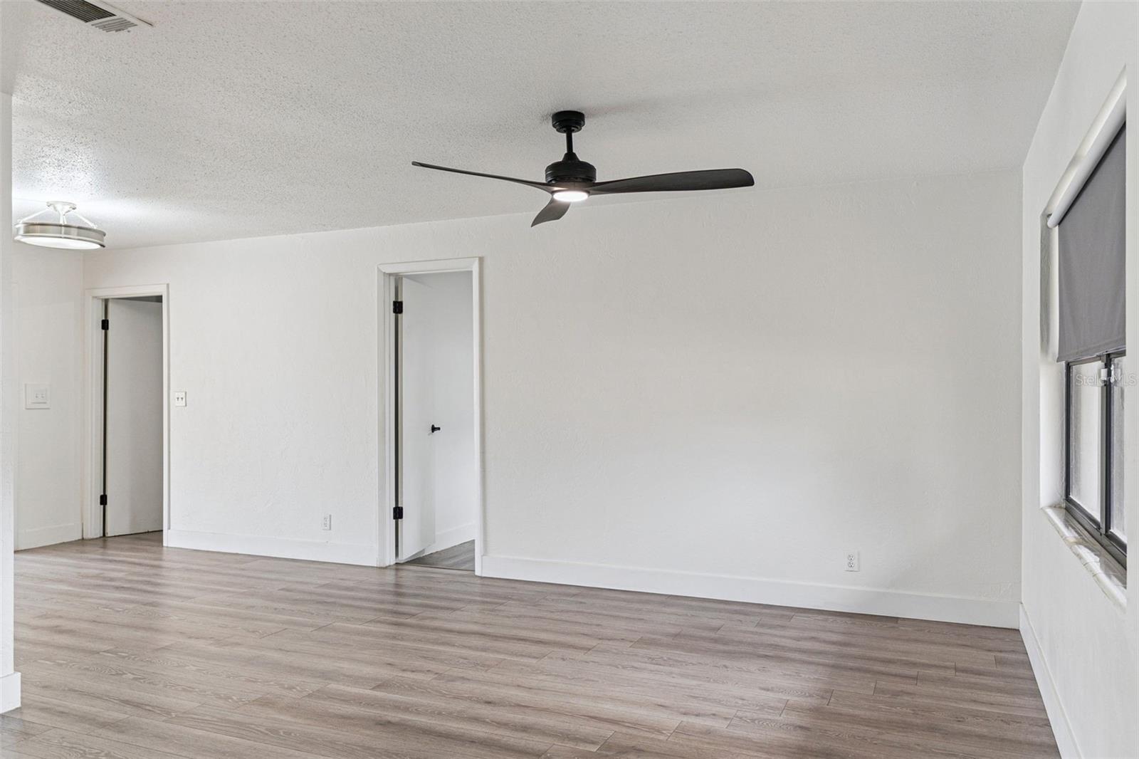 DONALD HEIGHTS SEC 01-03 - Residential