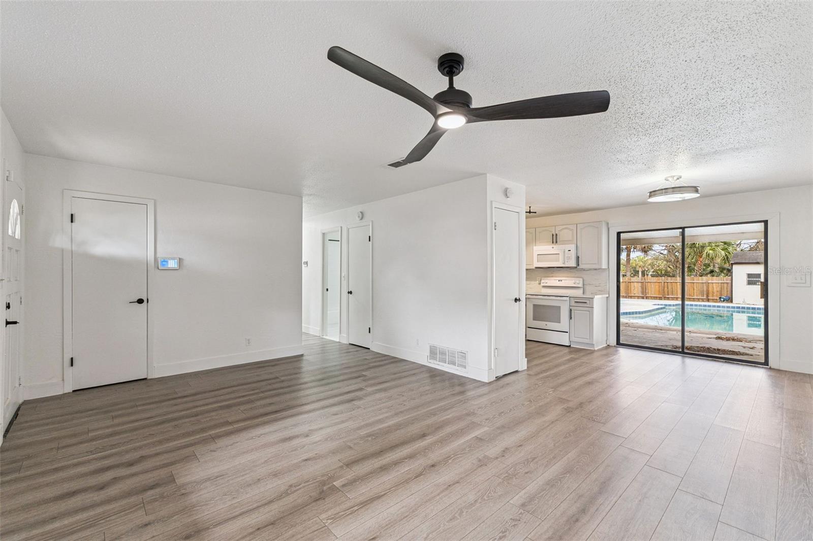 DONALD HEIGHTS SEC 01-03 - Residential