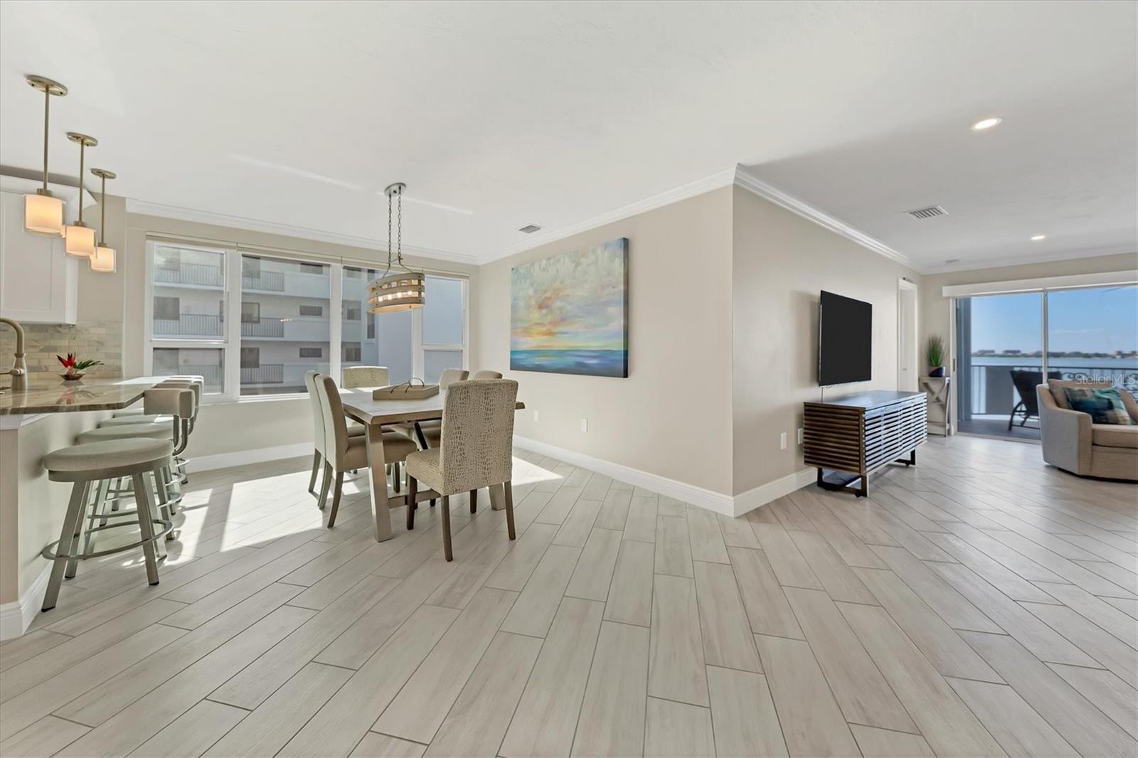 LE CHATEAU - Residential Lease