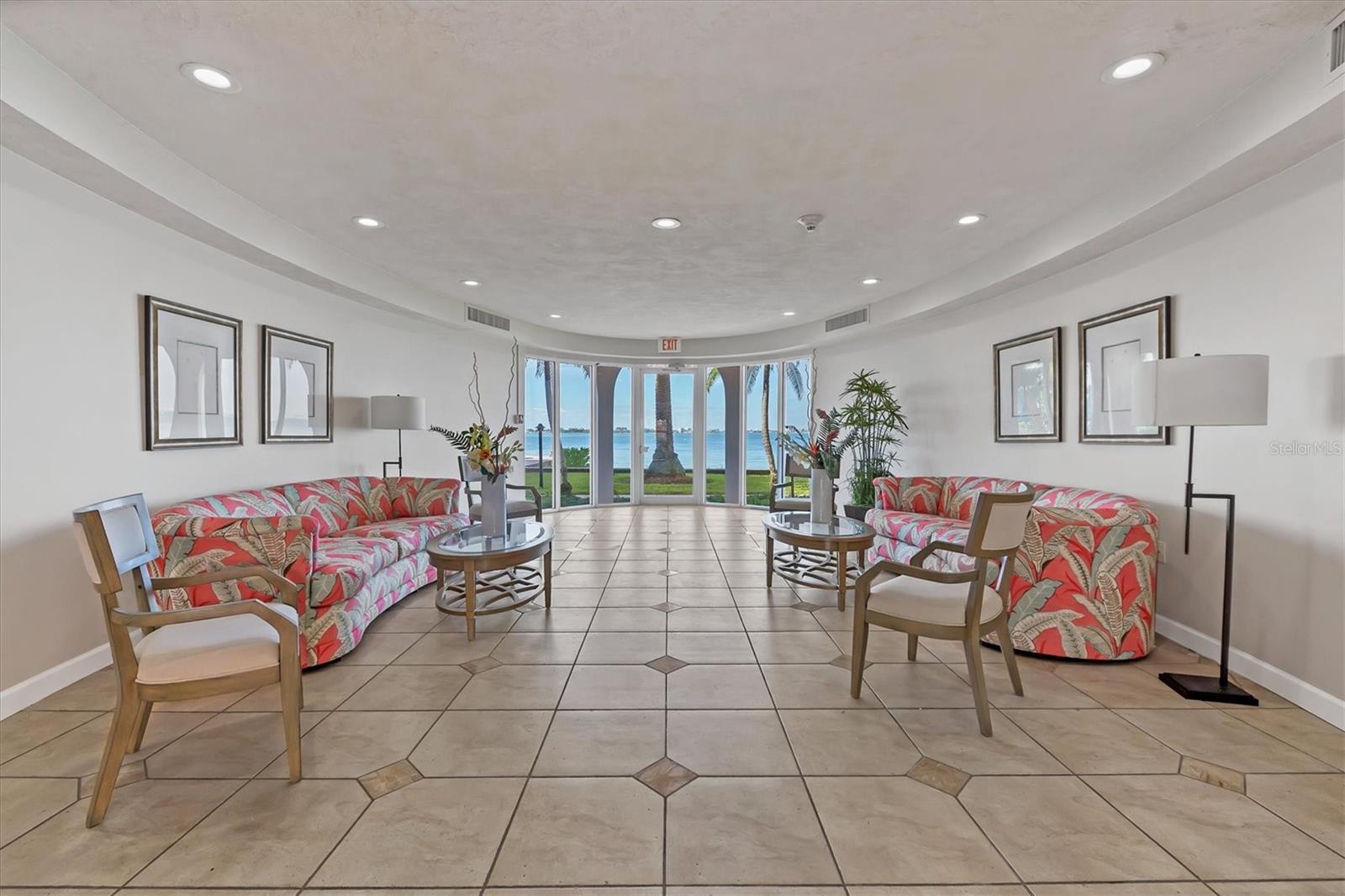 LE CHATEAU - Residential Lease