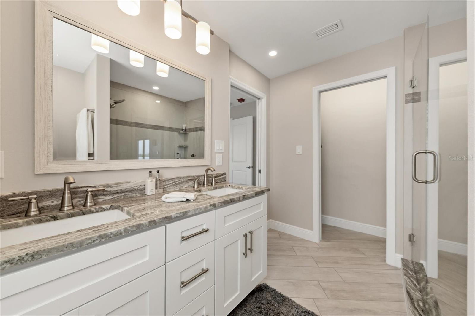 LE CHATEAU - Residential Lease